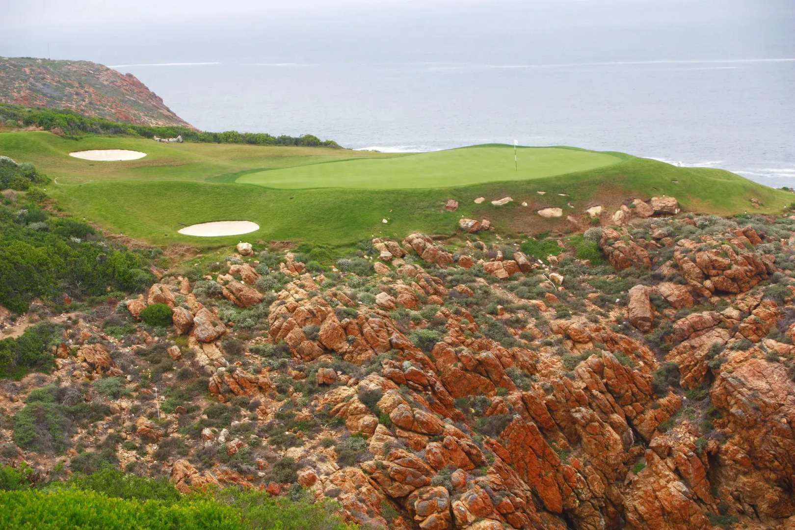 Pinnacle Point Beach and Golf Resort