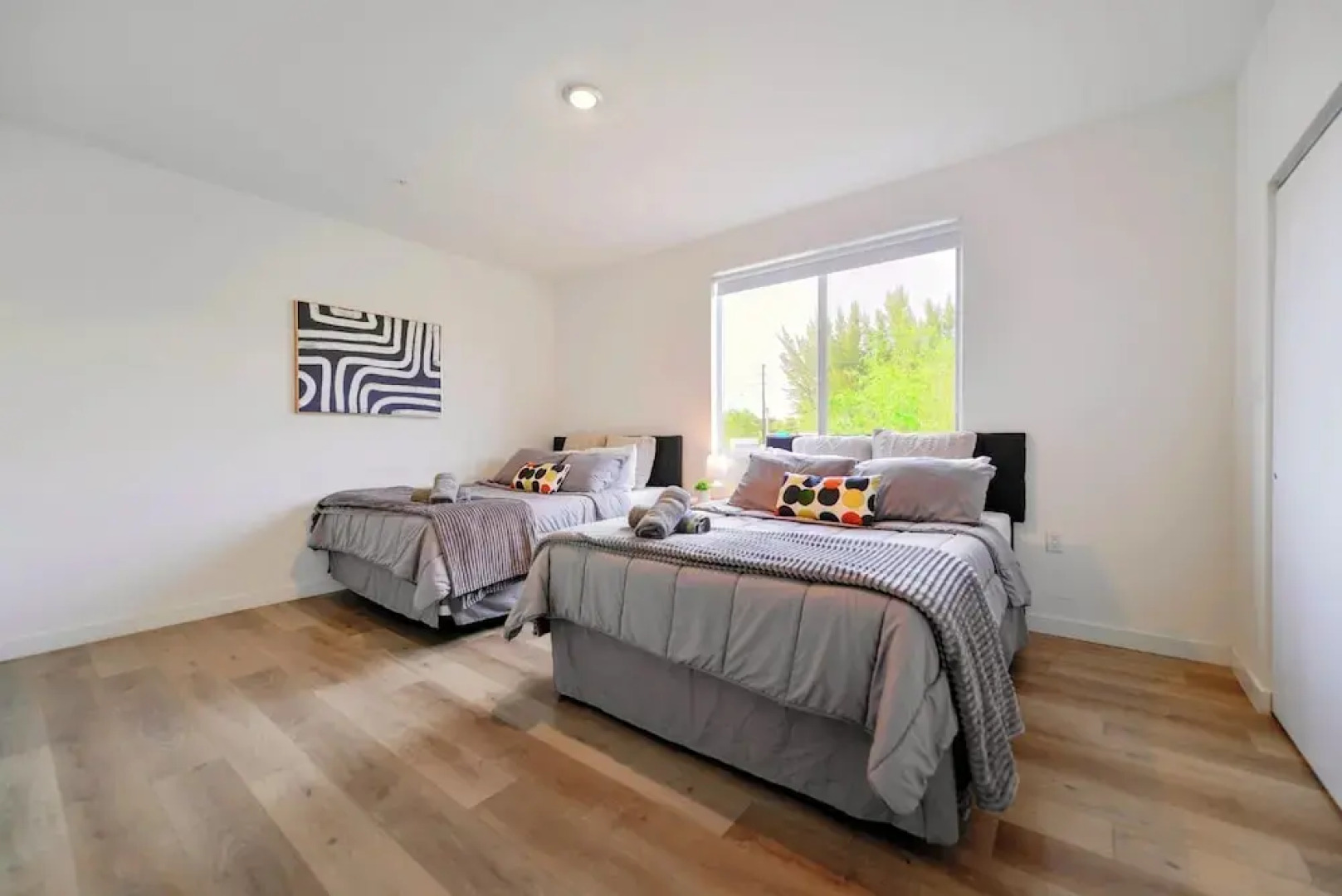 Prime Townhouses Near Design District