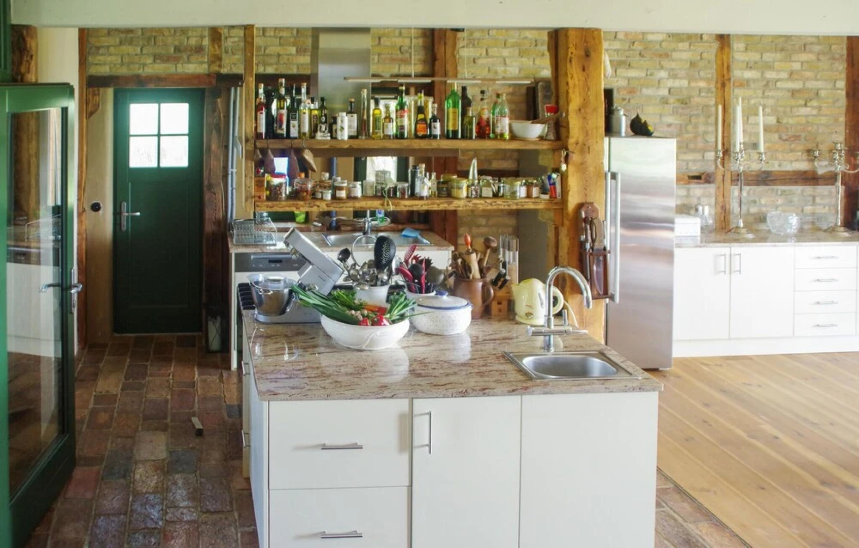 Nice Home in Am Salzhaff With 2 Bedrooms and Wifi