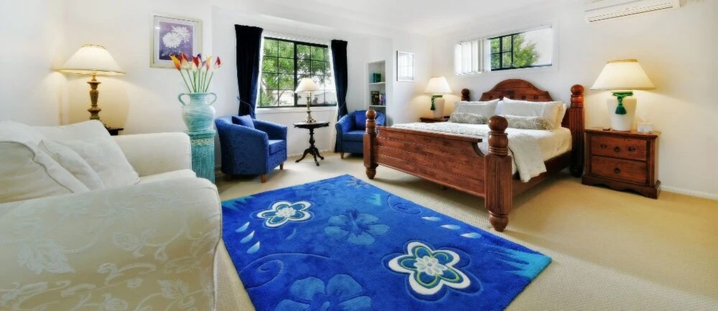 Mount Mee Country Inn Bed & Breakfast