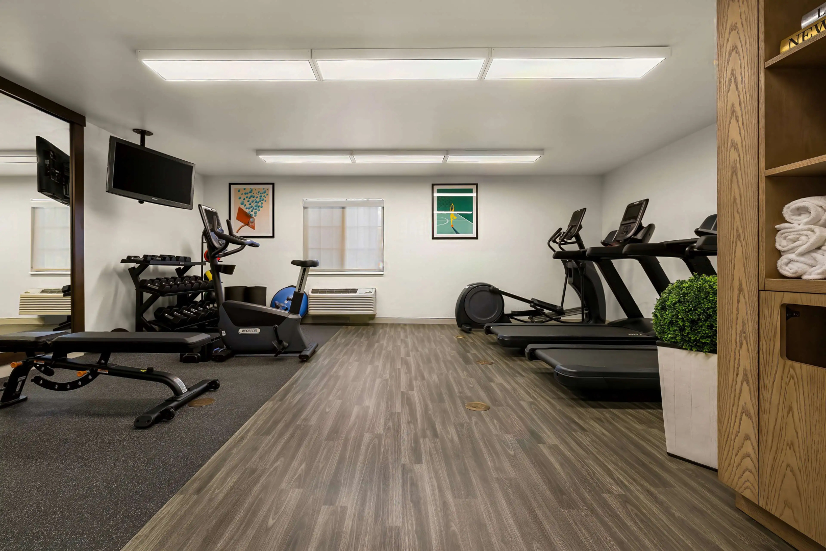 Sonesta Simply Suites Irvine East Foothill