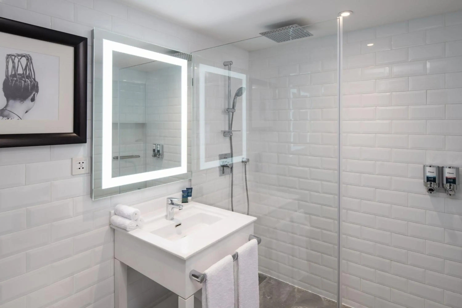 Отель Four Points by Sheraton Dar es Salaam New Africa