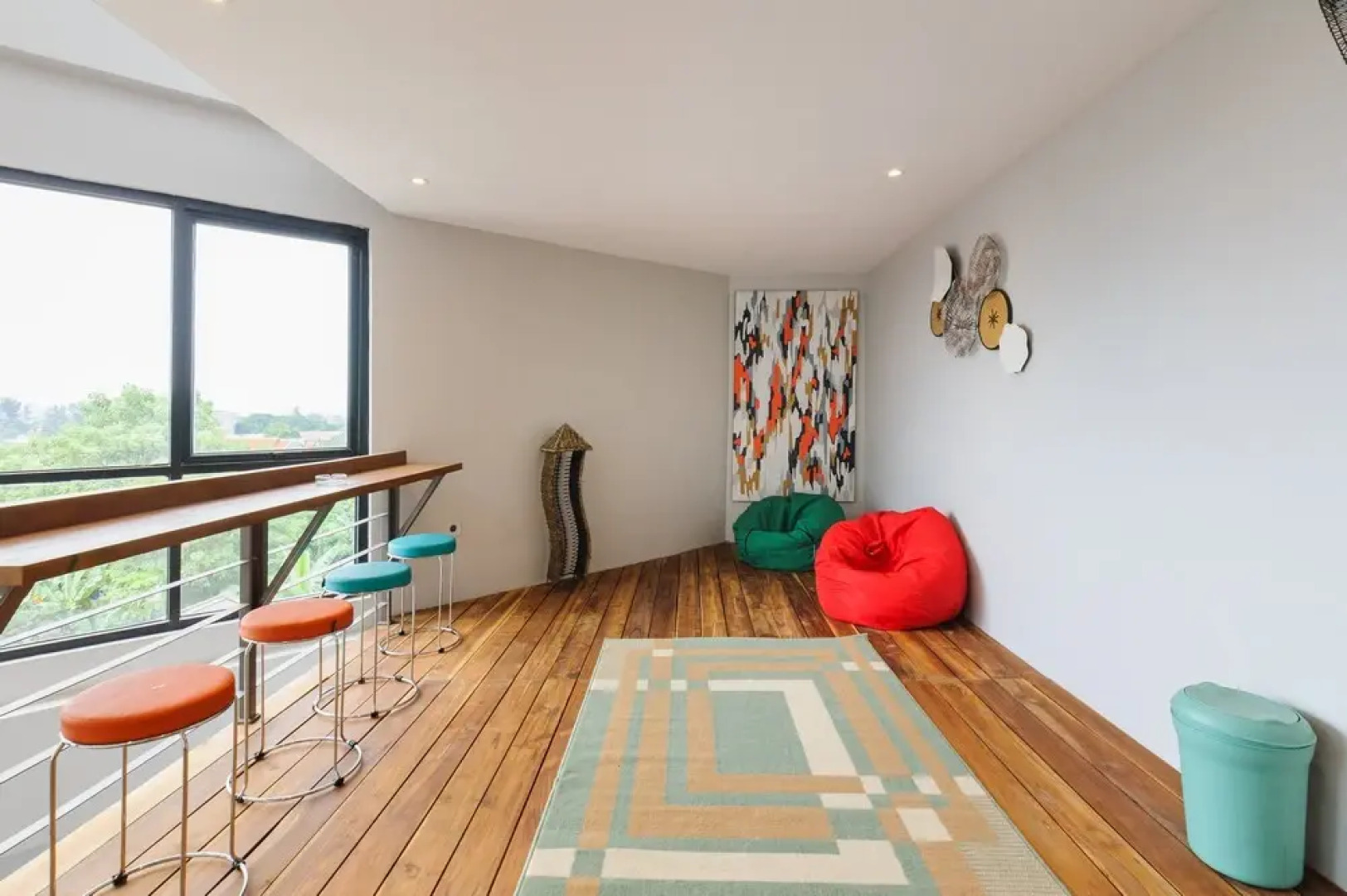 Urbanview Hotel Puri Indah