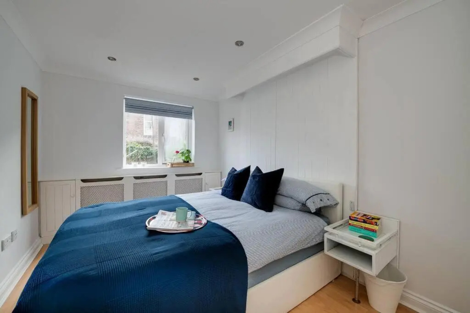 Cosy, nautical 2 bed, 5 mins stroll to Seafront