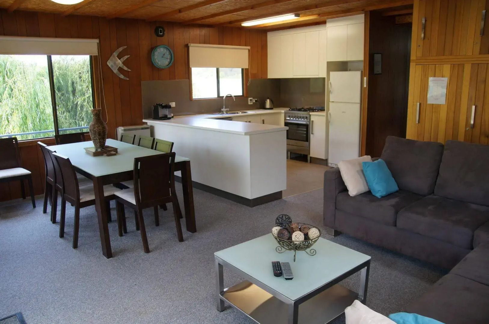 Boats And Bedzzz & Renmark River Villas