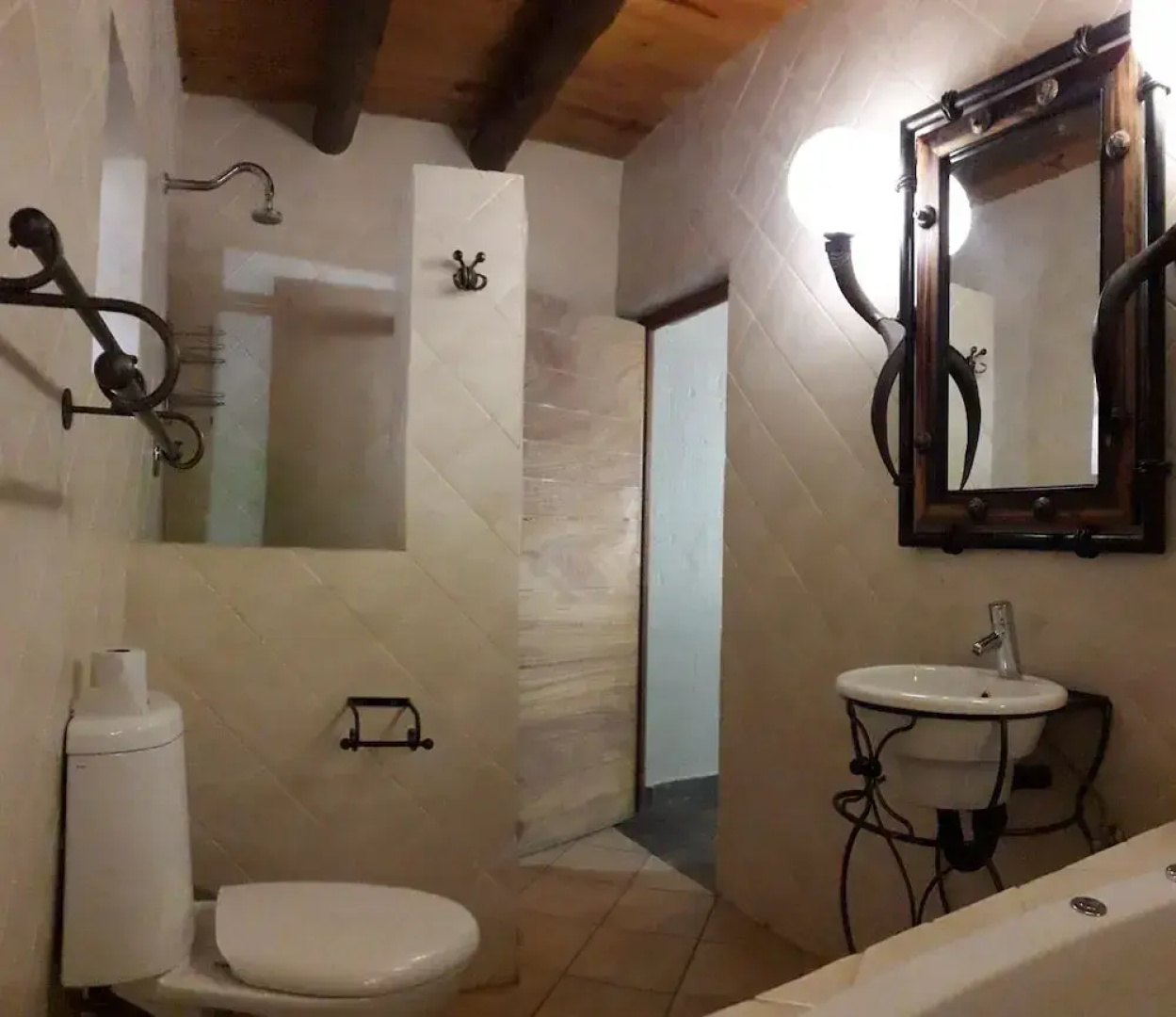 African Explorer Private Game Lodge