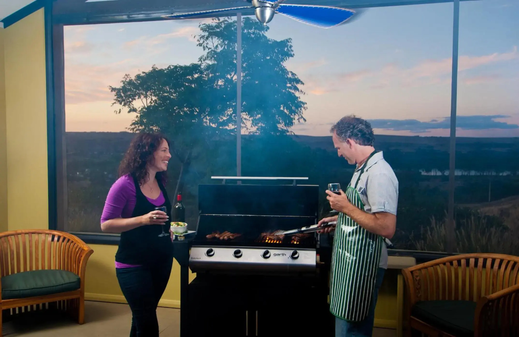Romantic Getaways at Riverview Rise Retreats