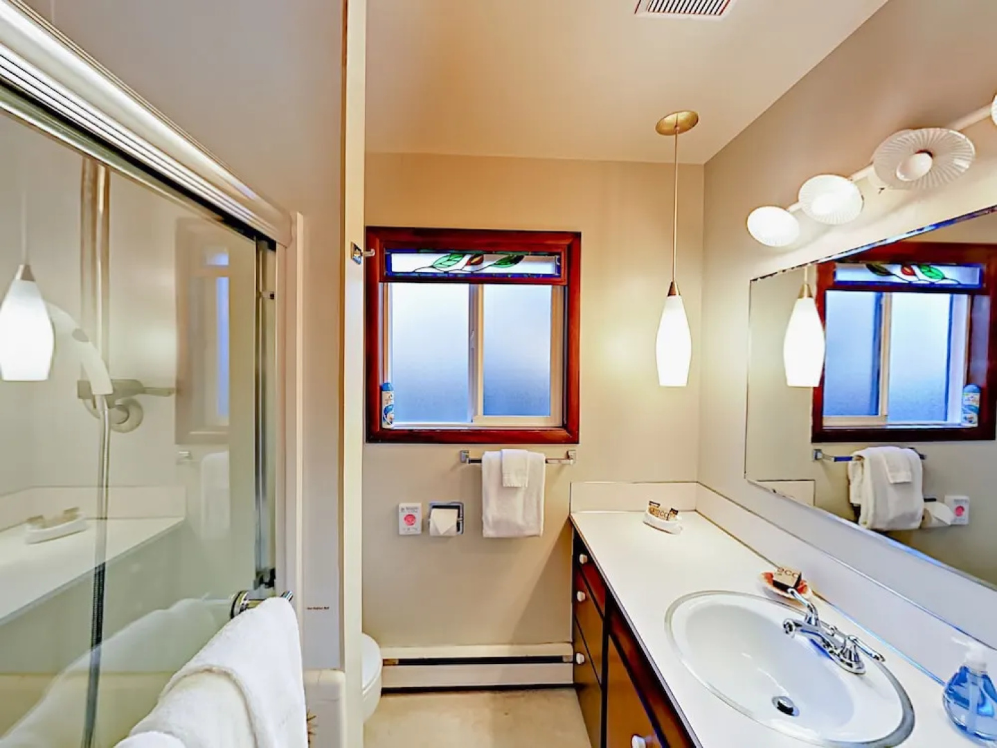 4612 SW Pacific Coast Hwy Home