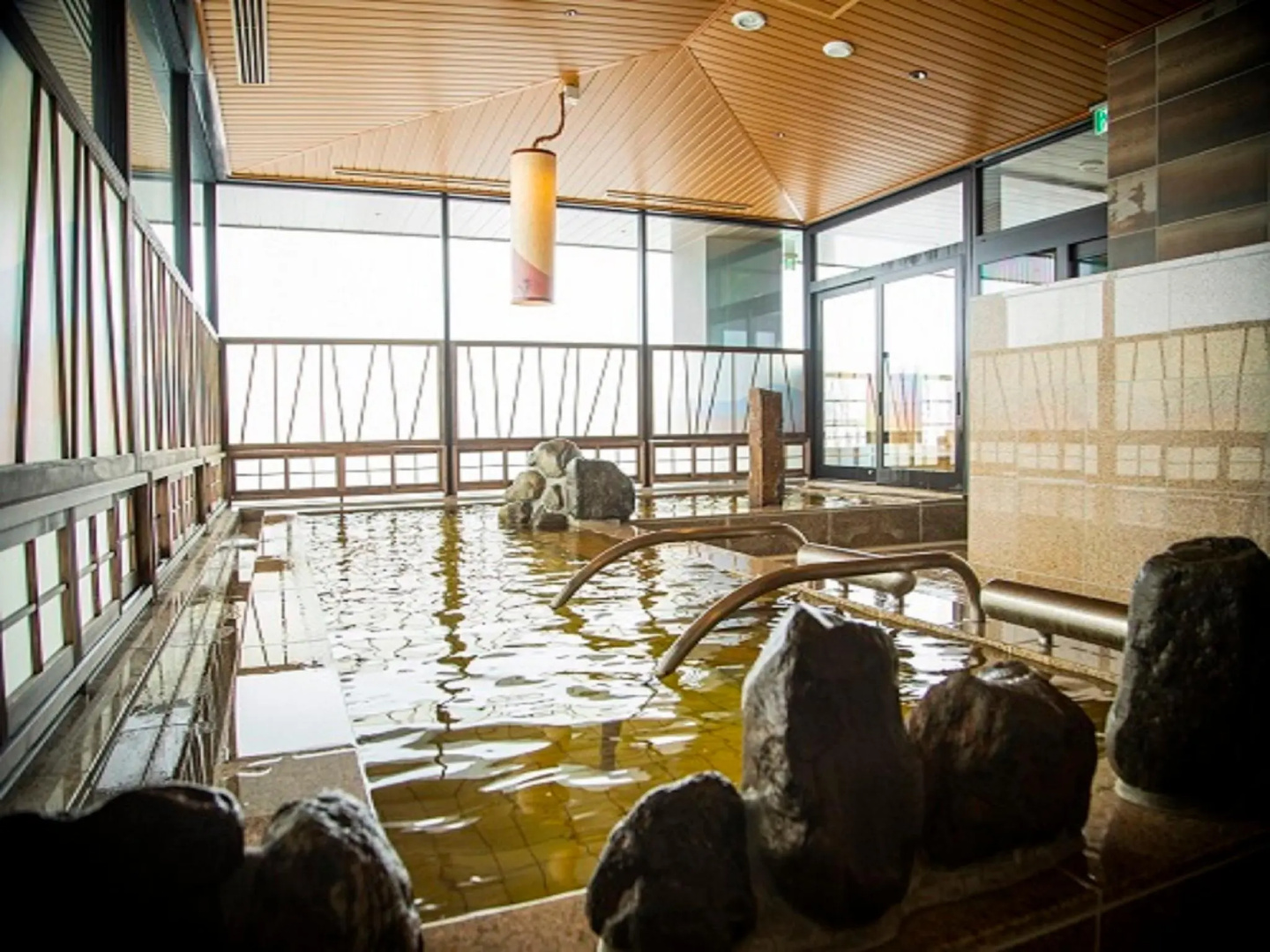 LA VISTA Furano Hills Hot Springs