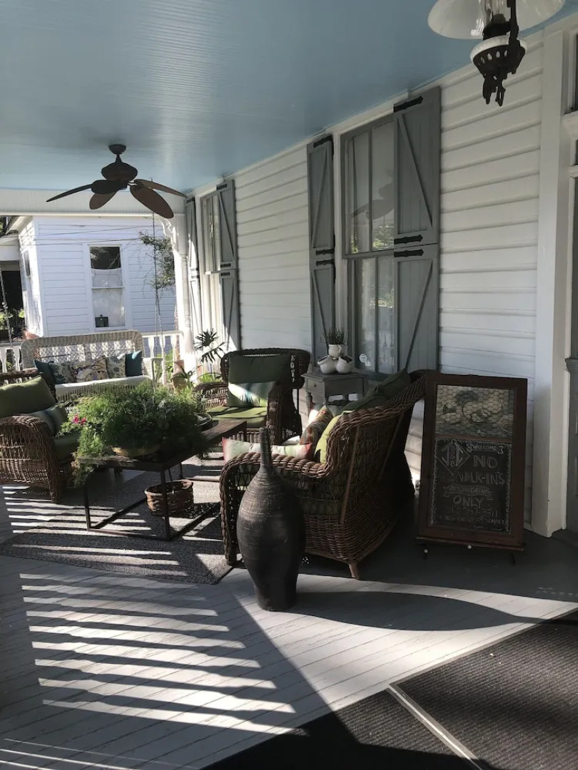 John Thomas Bed and Bath