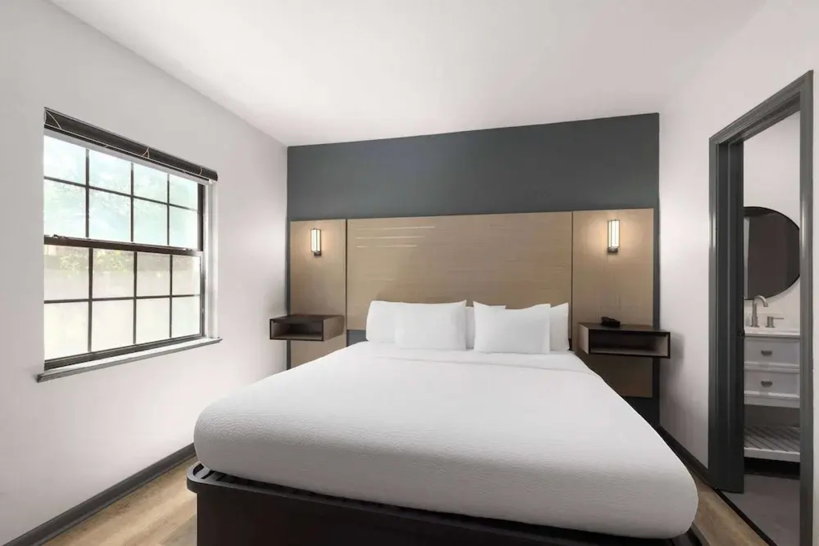 Ramada by Wyndham Studio Suites Dothan