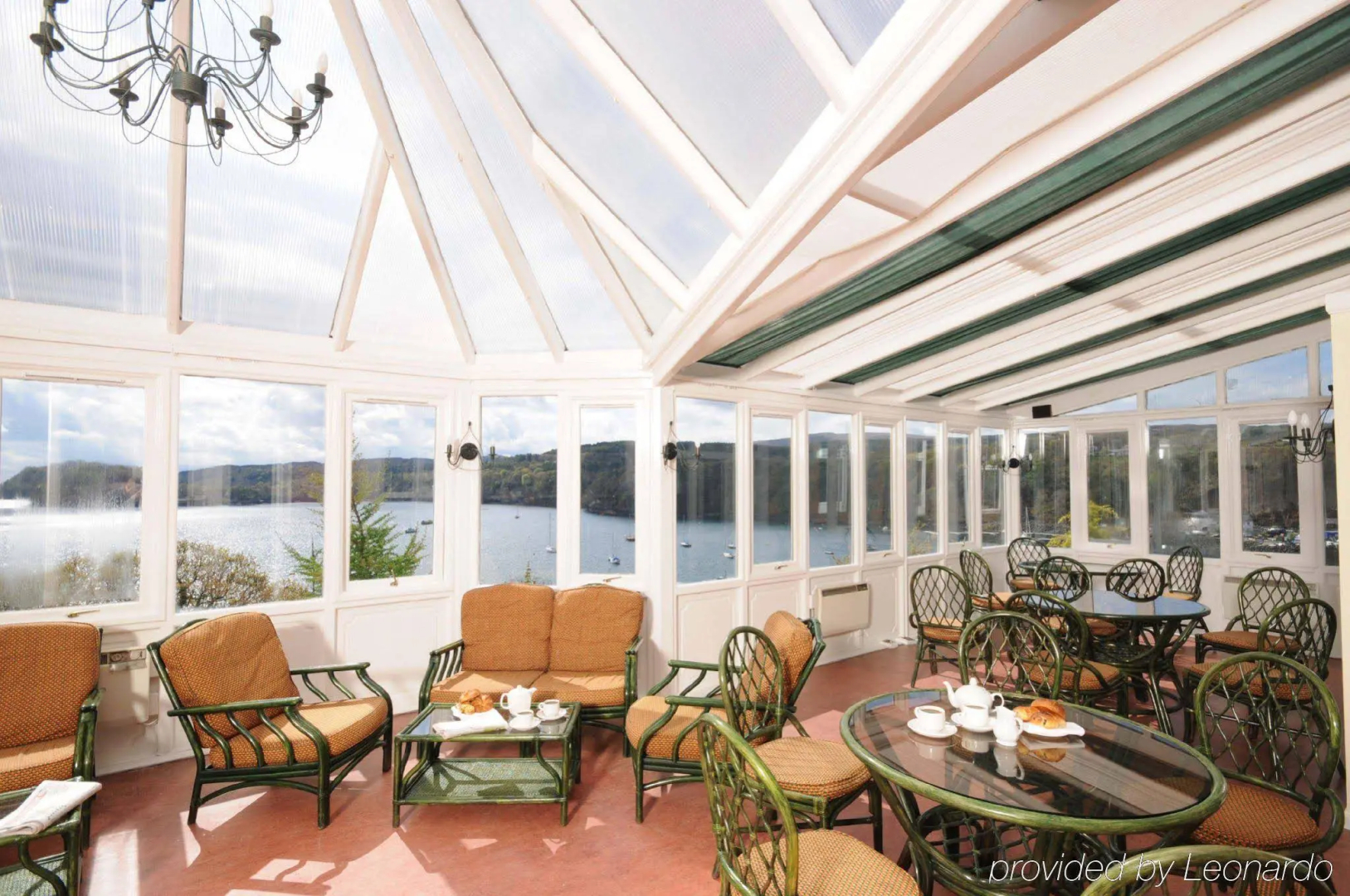 Western Isles Hotel