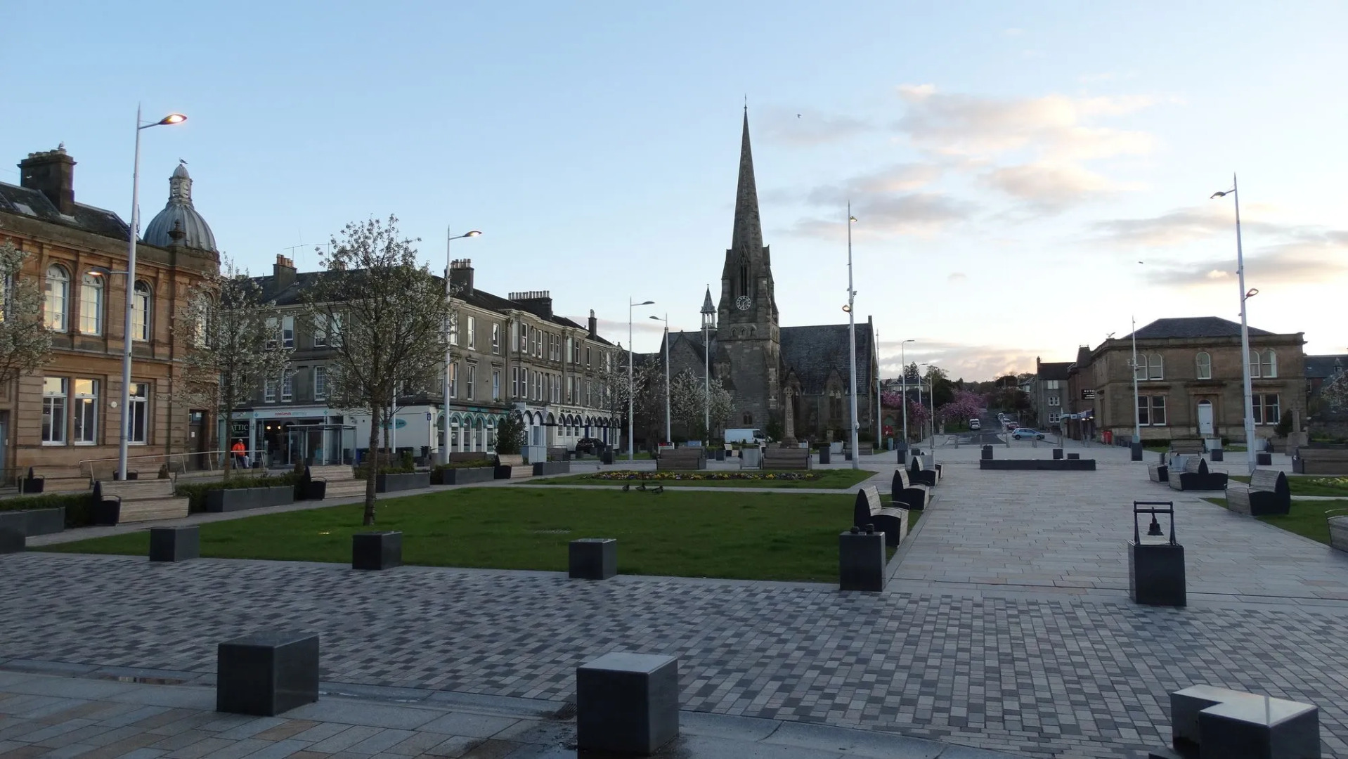 Portum -John St Apartment