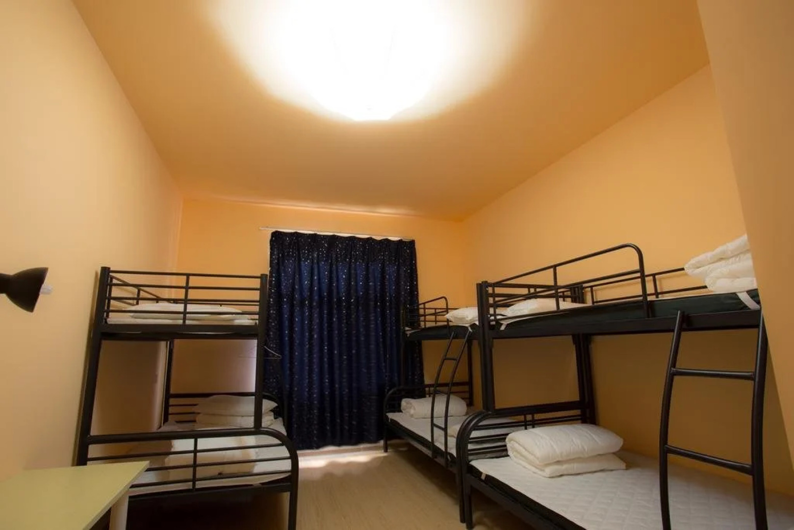 G‘night Youth Hostel