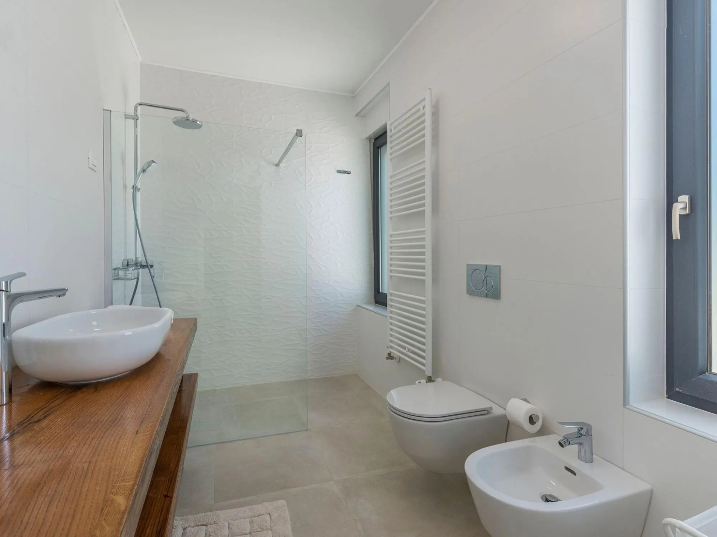 Modern holiday home in Novigrad with swimming pool