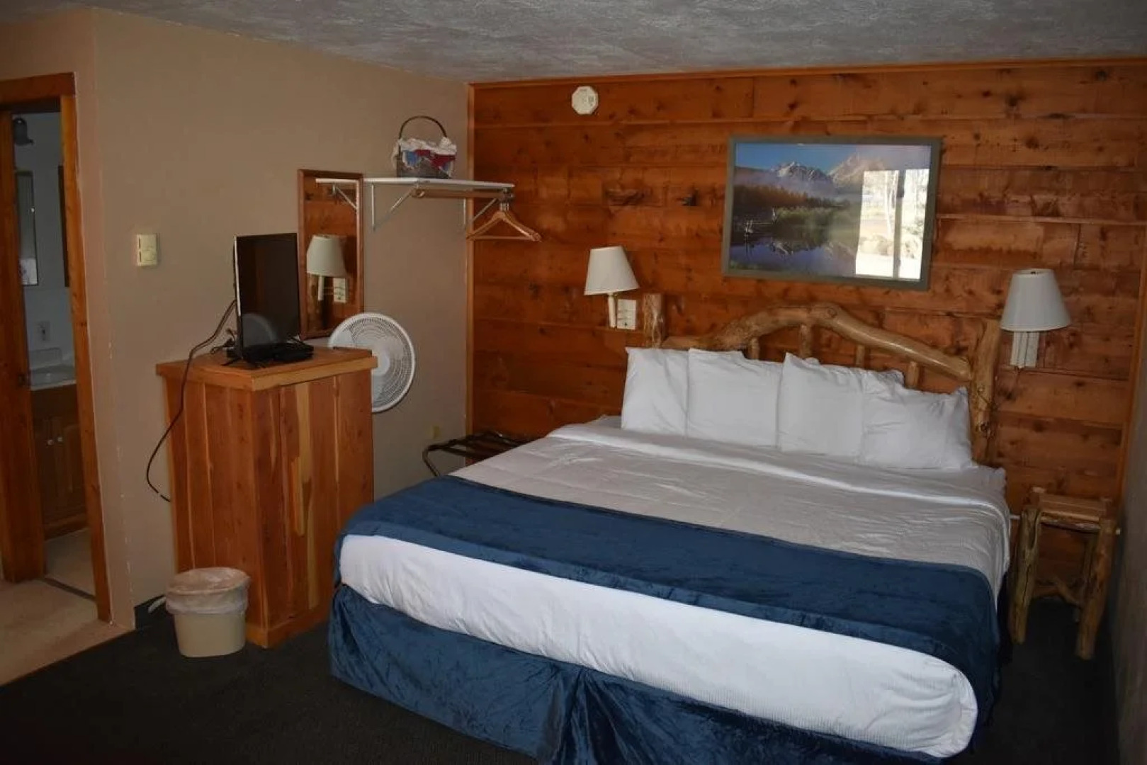 Ute Bluff Lodge, Cabins & RV Park