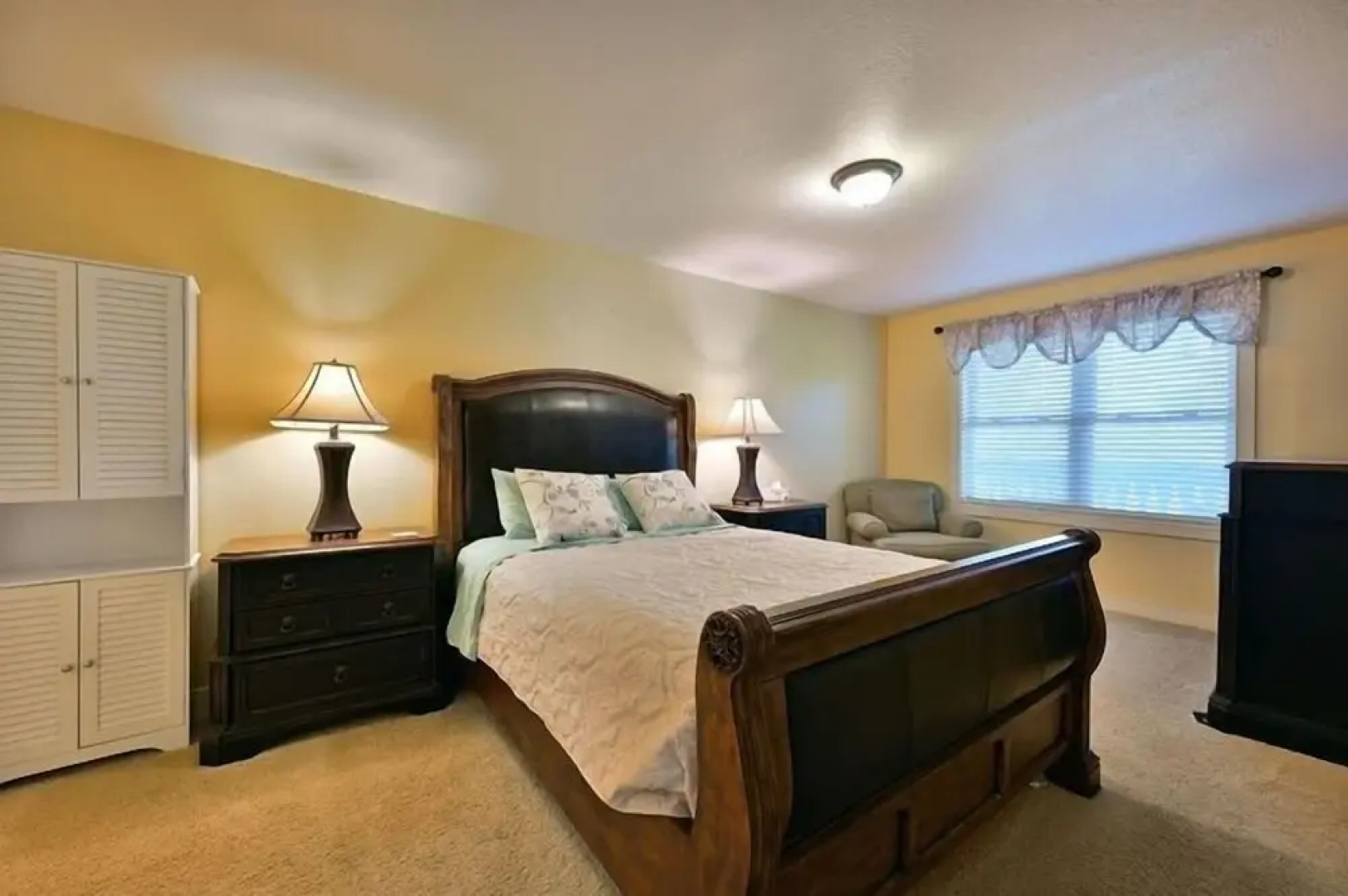 Unit 110 2 Bd/ 2 Ba Condo 2 Bedroom Condo by RedAwning