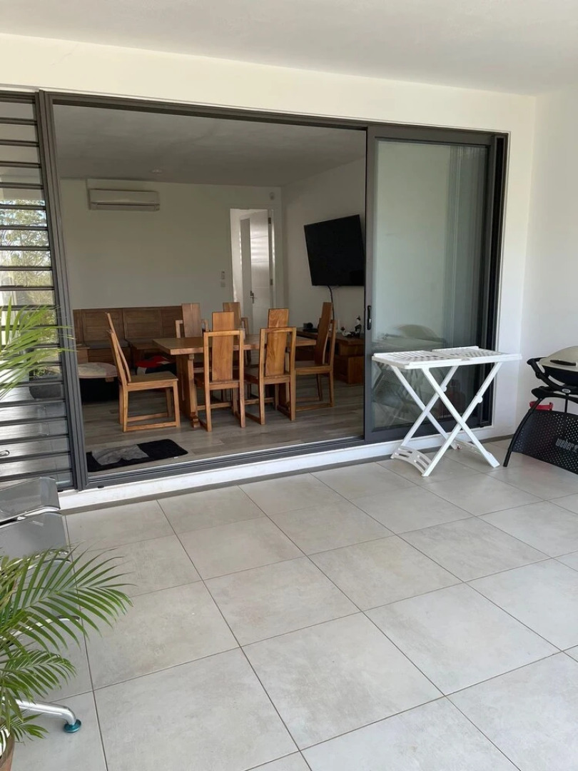 Impeccable Luxury 3-bed Apartment in Albion