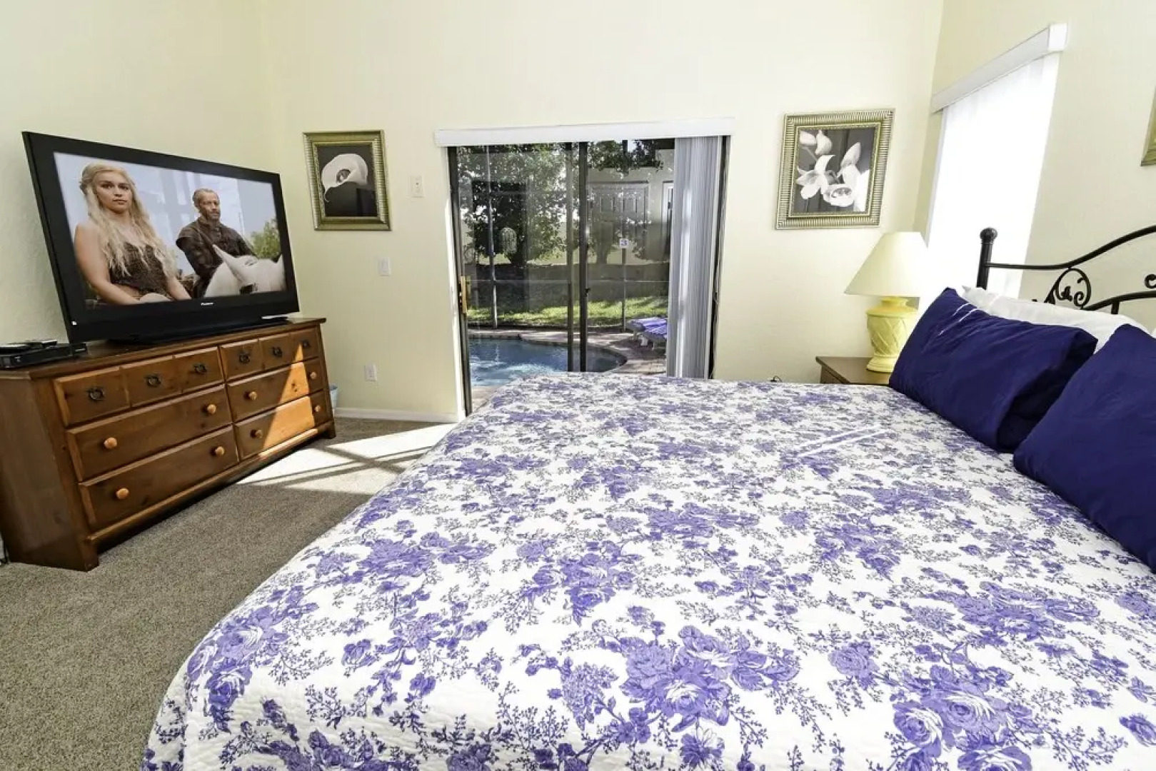 129SPL-High Grove Resort by RedAwning