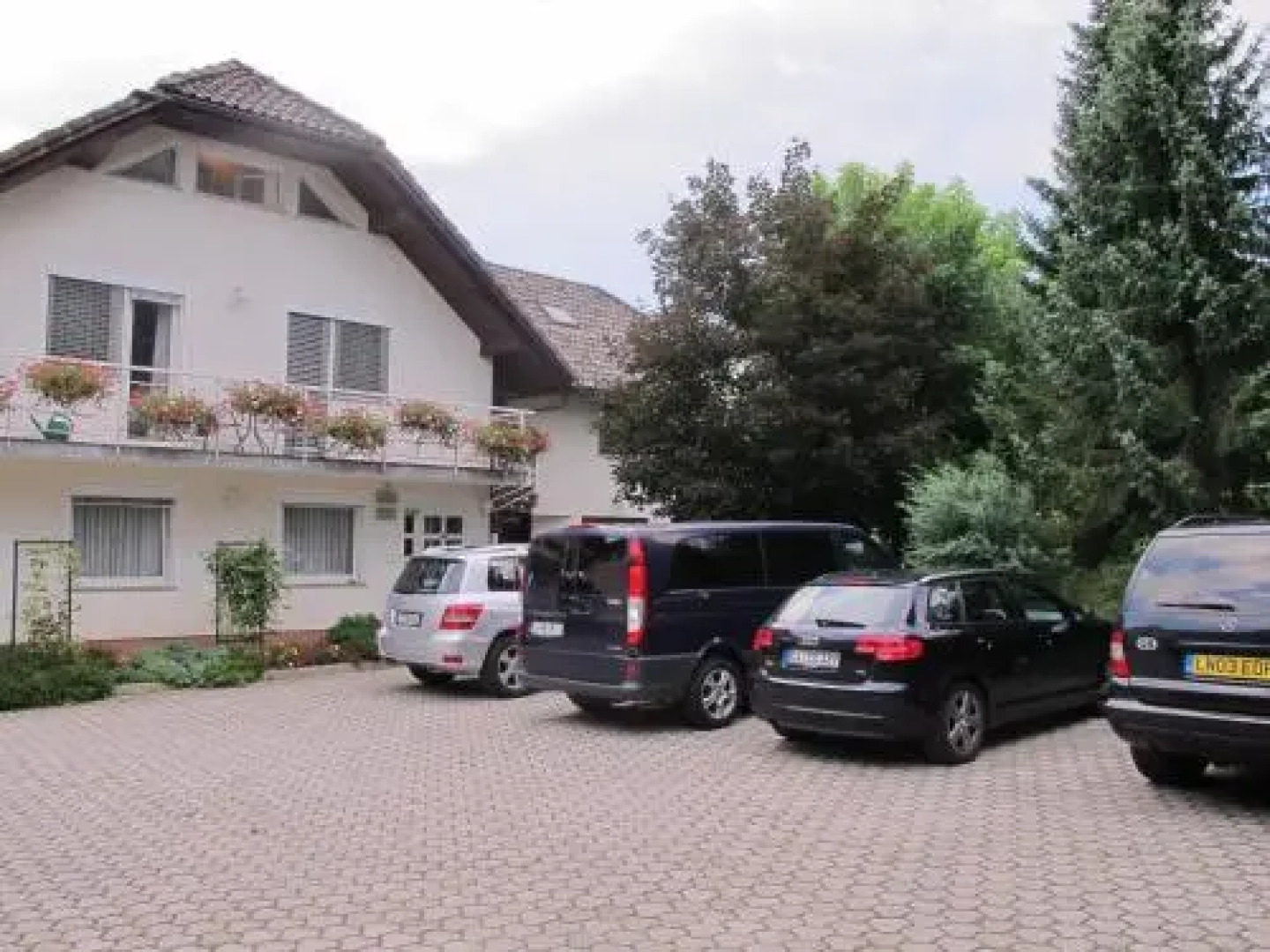 Apartment Sobe Ravbar