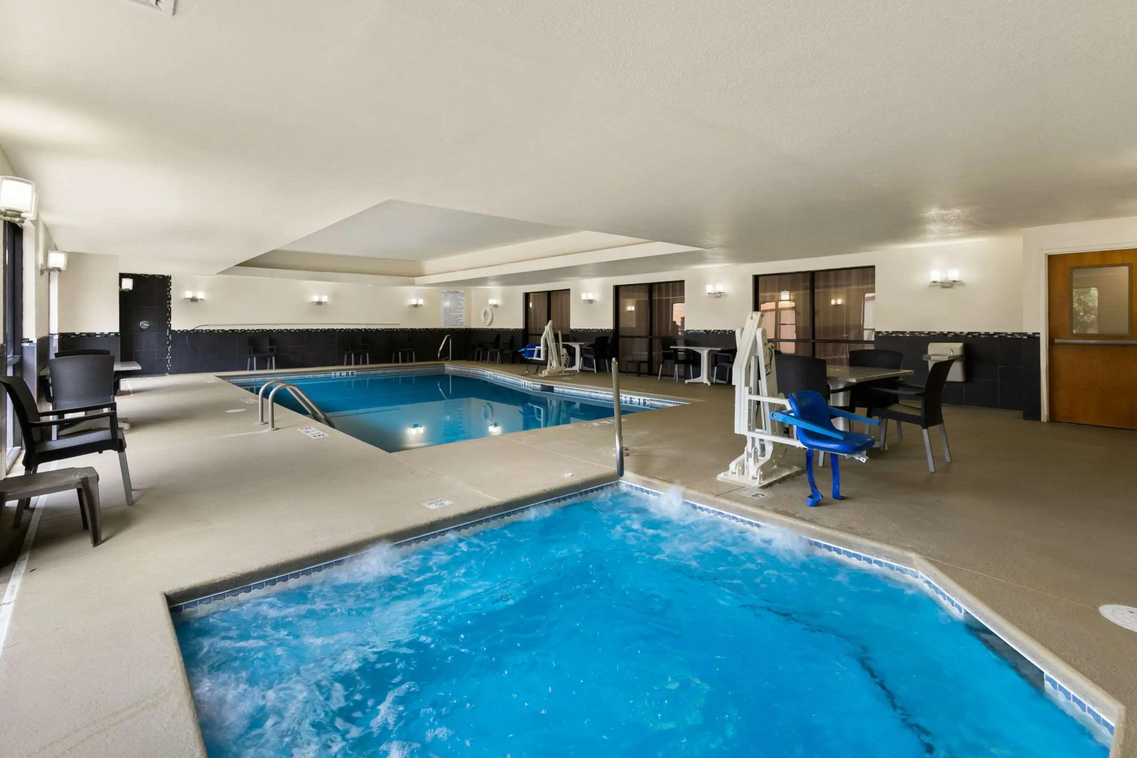 Comfort Suites Commerce