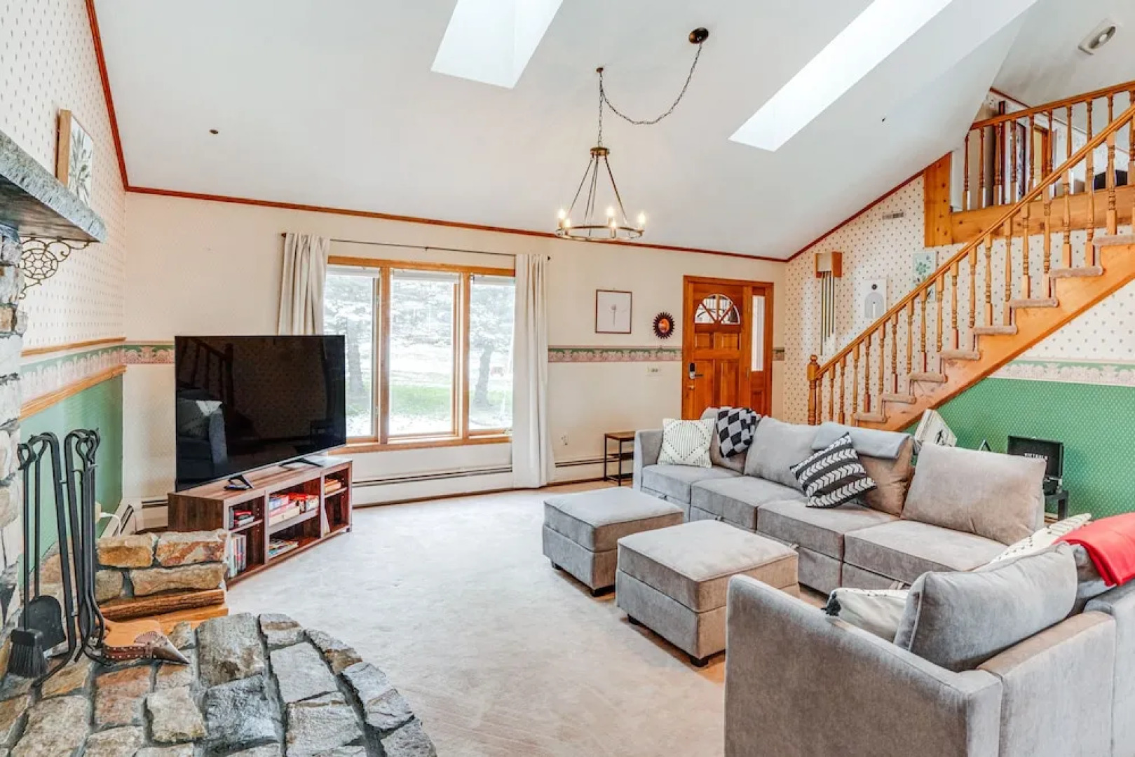 Bennington Home w/ Deck ~ 5 Mi to Bald Mountain!