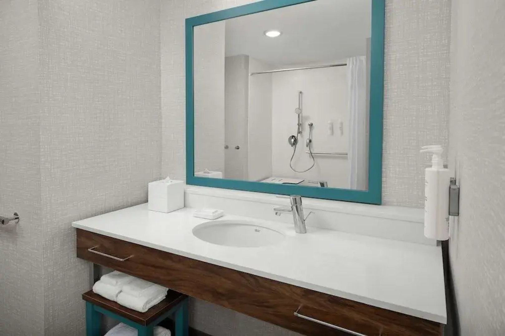 Hampton Inn By Hilton Orlando Southeast Nona