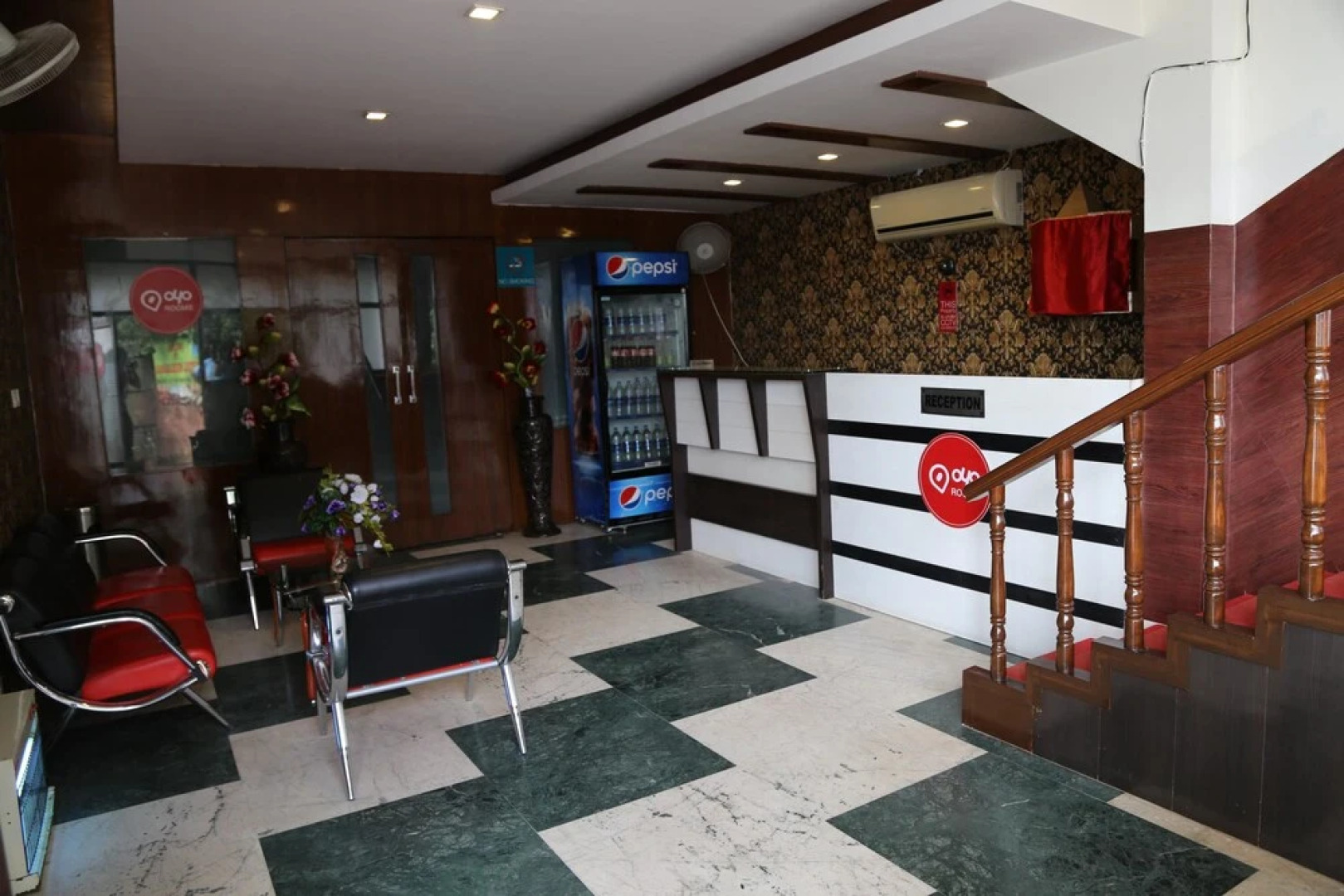 OYO 1234 Hotel Neelkamal