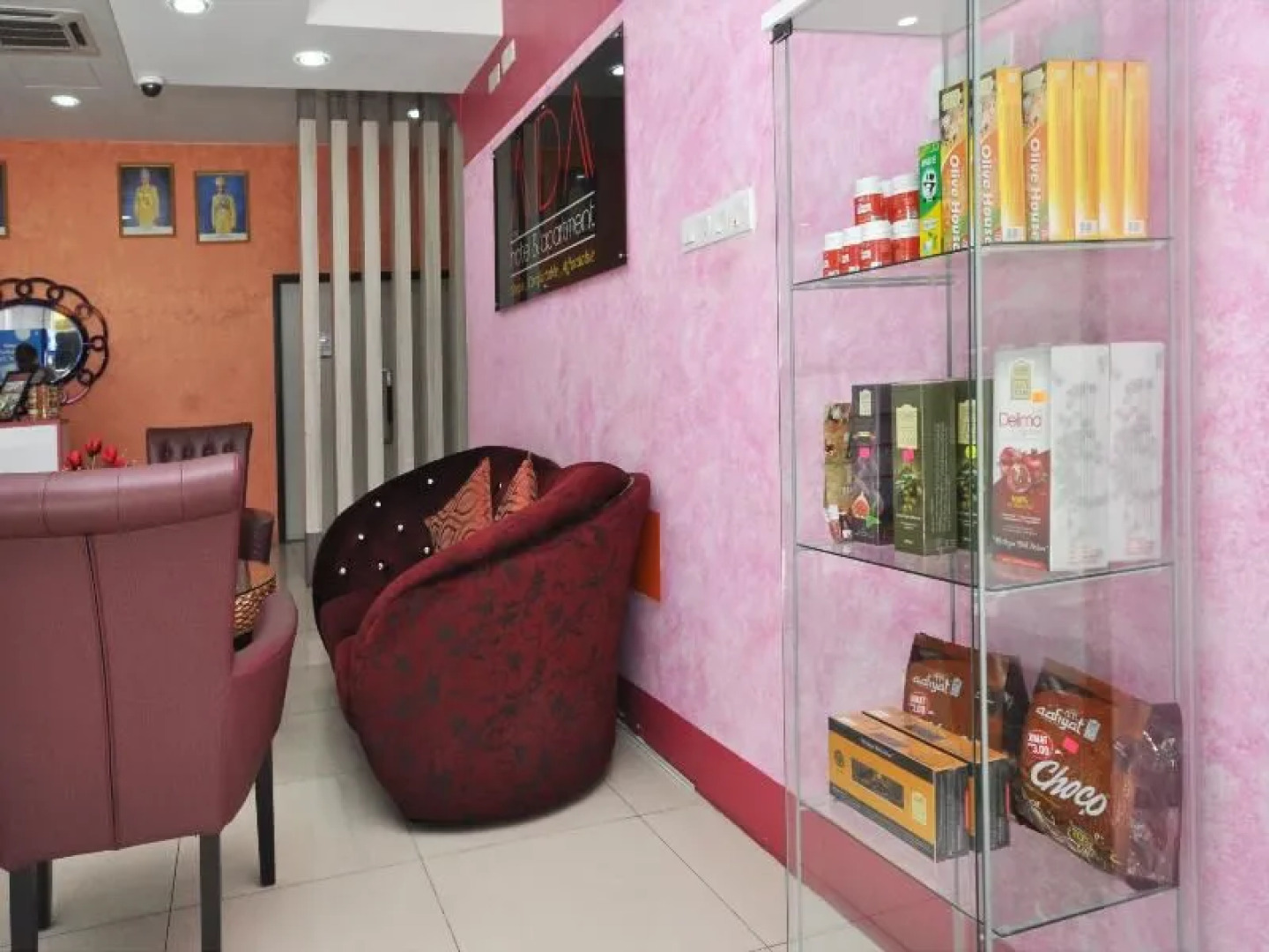 OYO 886 ADA Hotel & Apartment