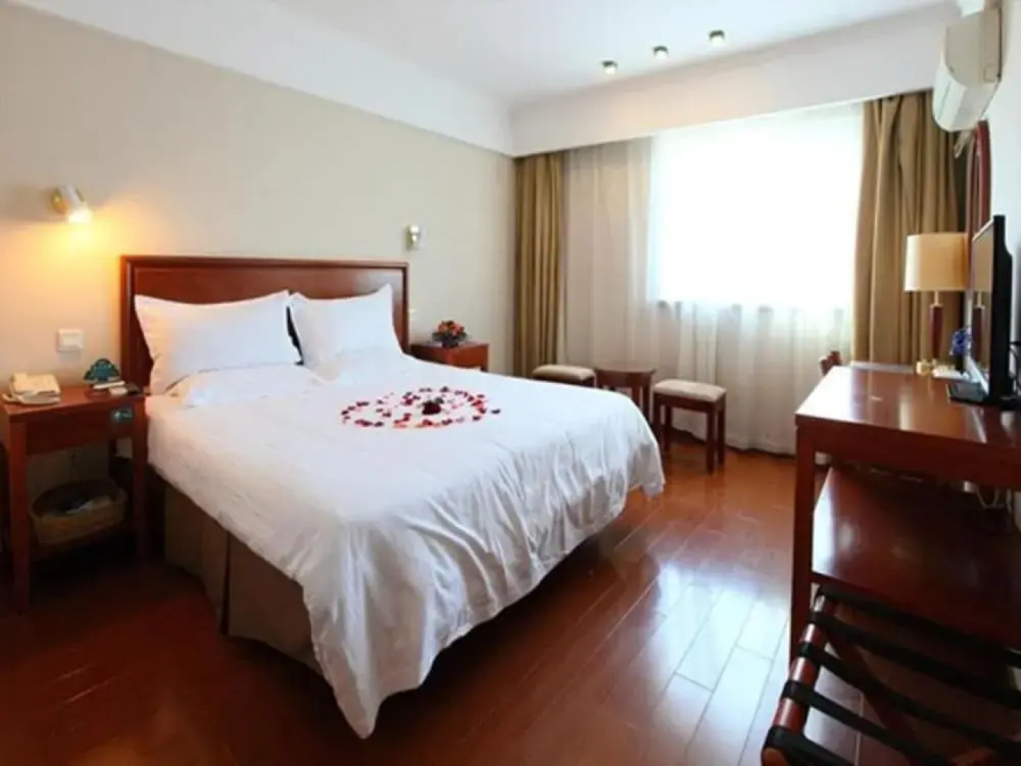 GreenTree Inn Dongying Bei er Road University Of Petroleum Express Hot