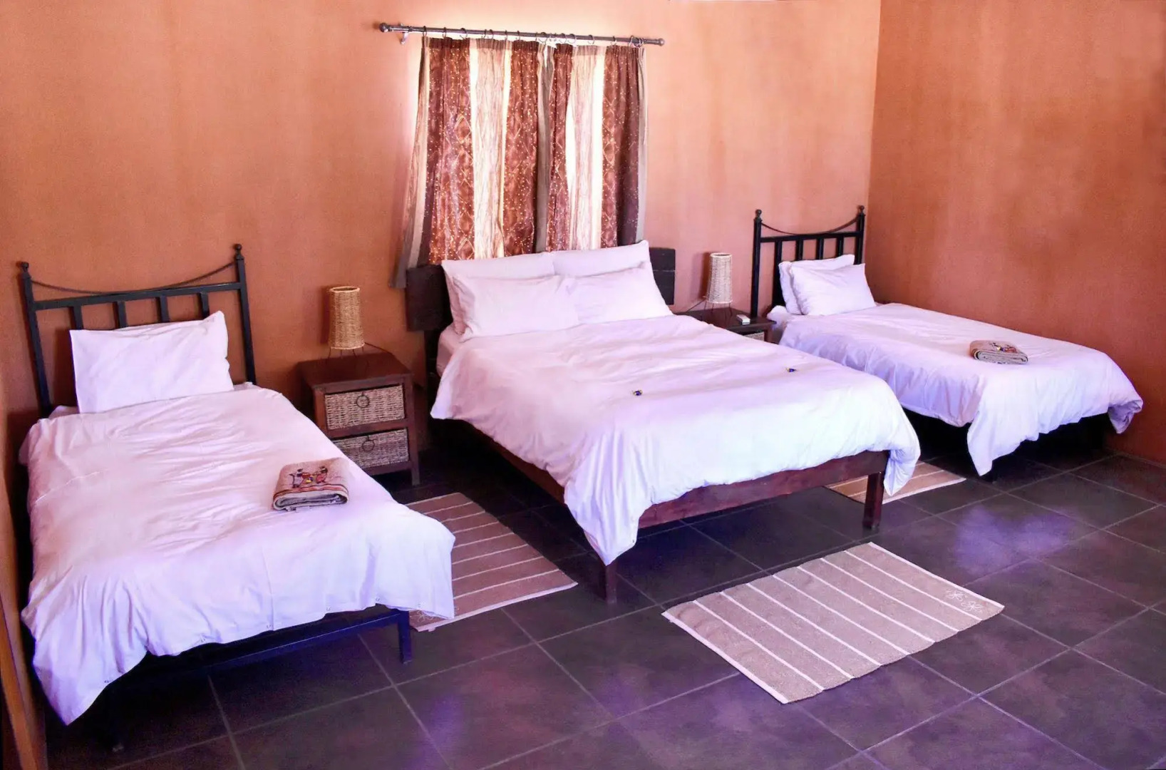 Solitaire Guest Farm