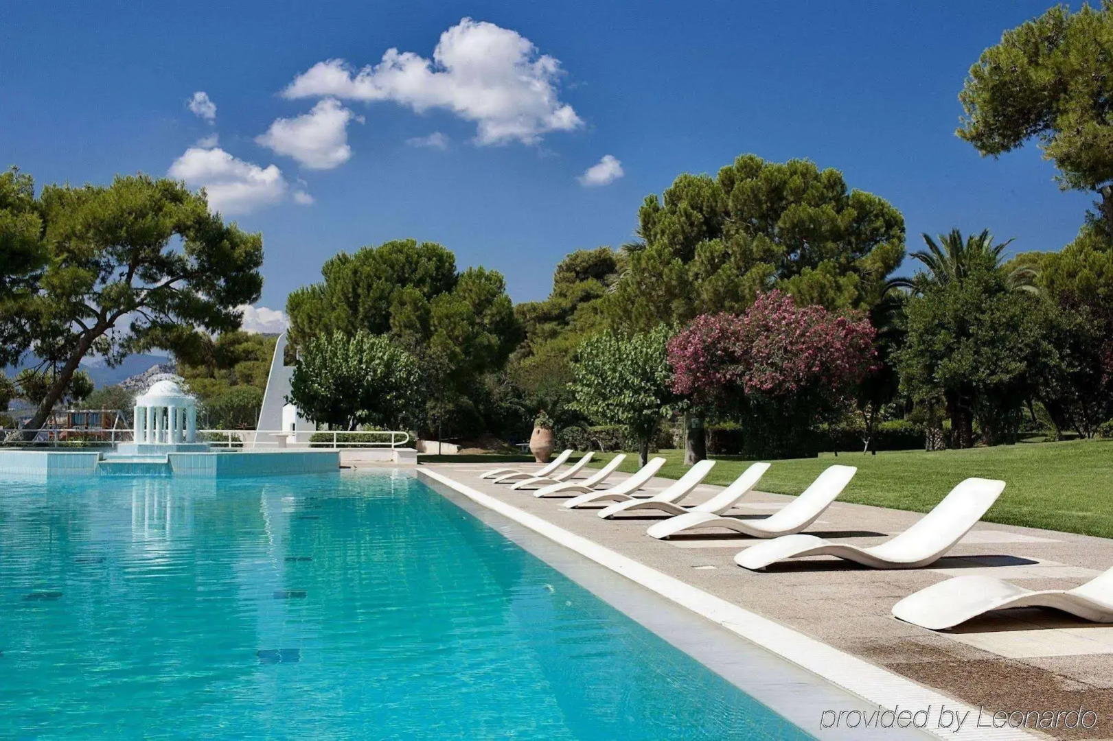 Kalamaki Beach Resort