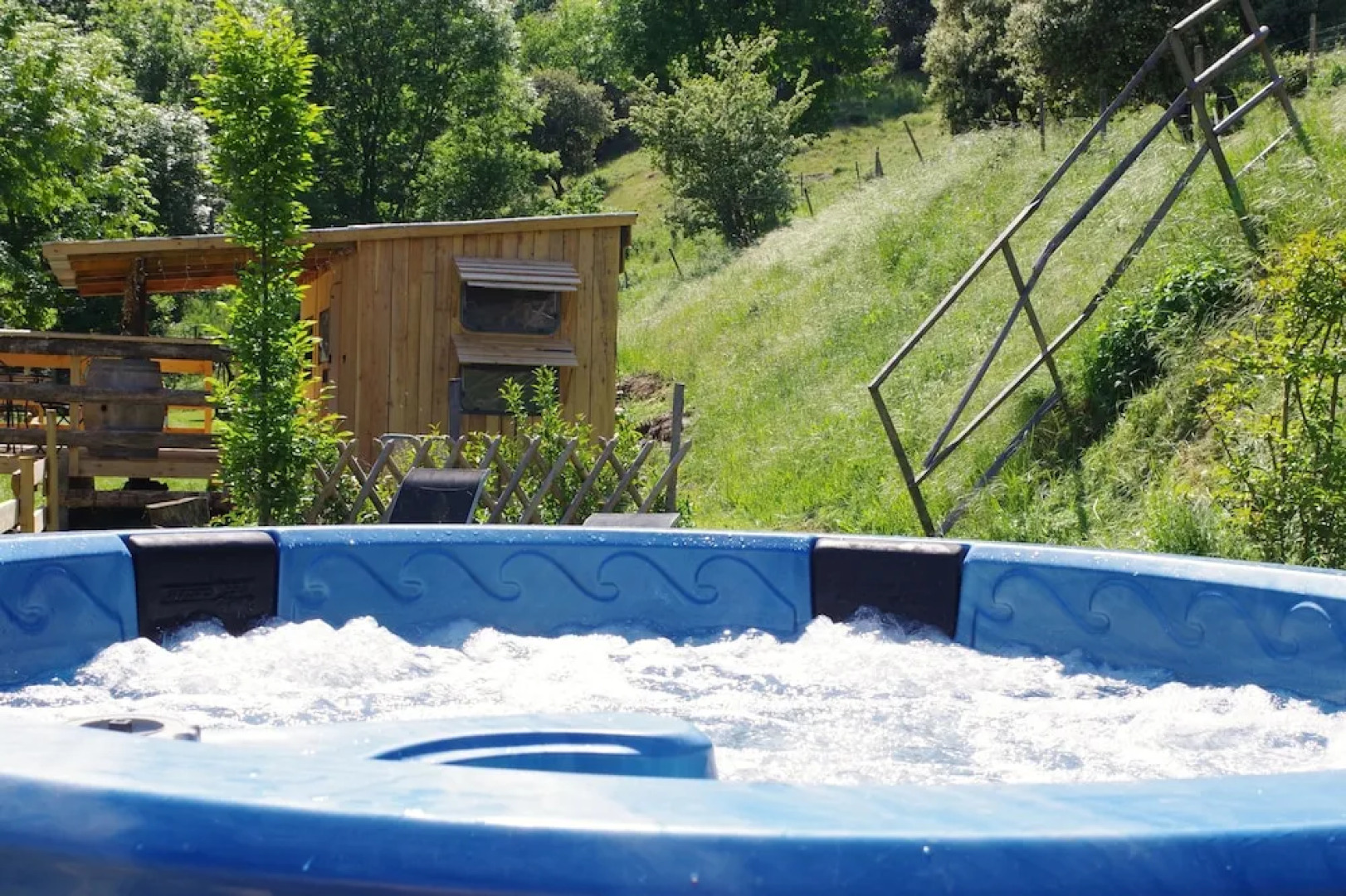 Ferme de Samson Cabanes en Pleine Nature