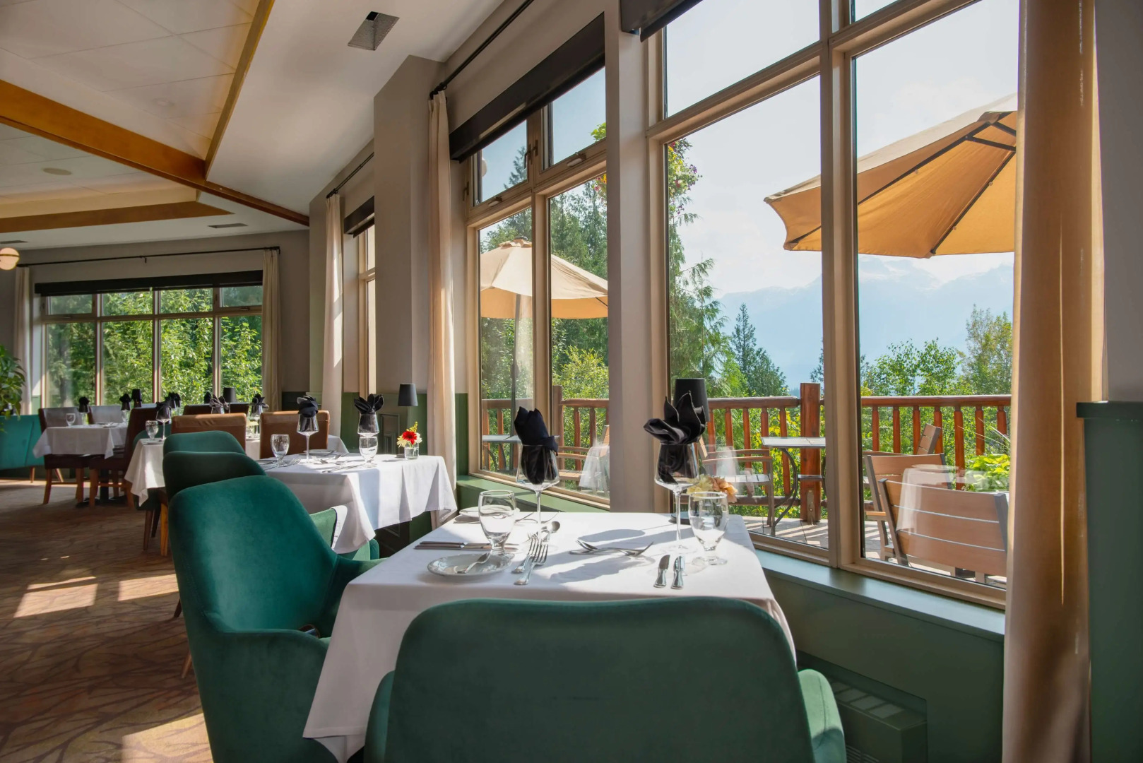 Coast Hillcrest Hotel