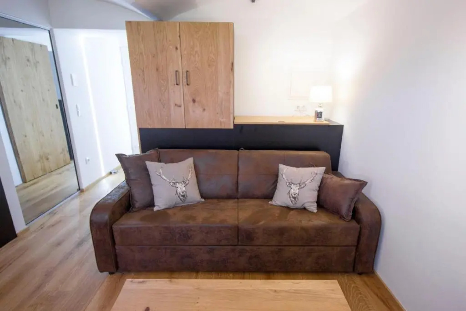 DAREBELL Loft Gratkorn Top 1