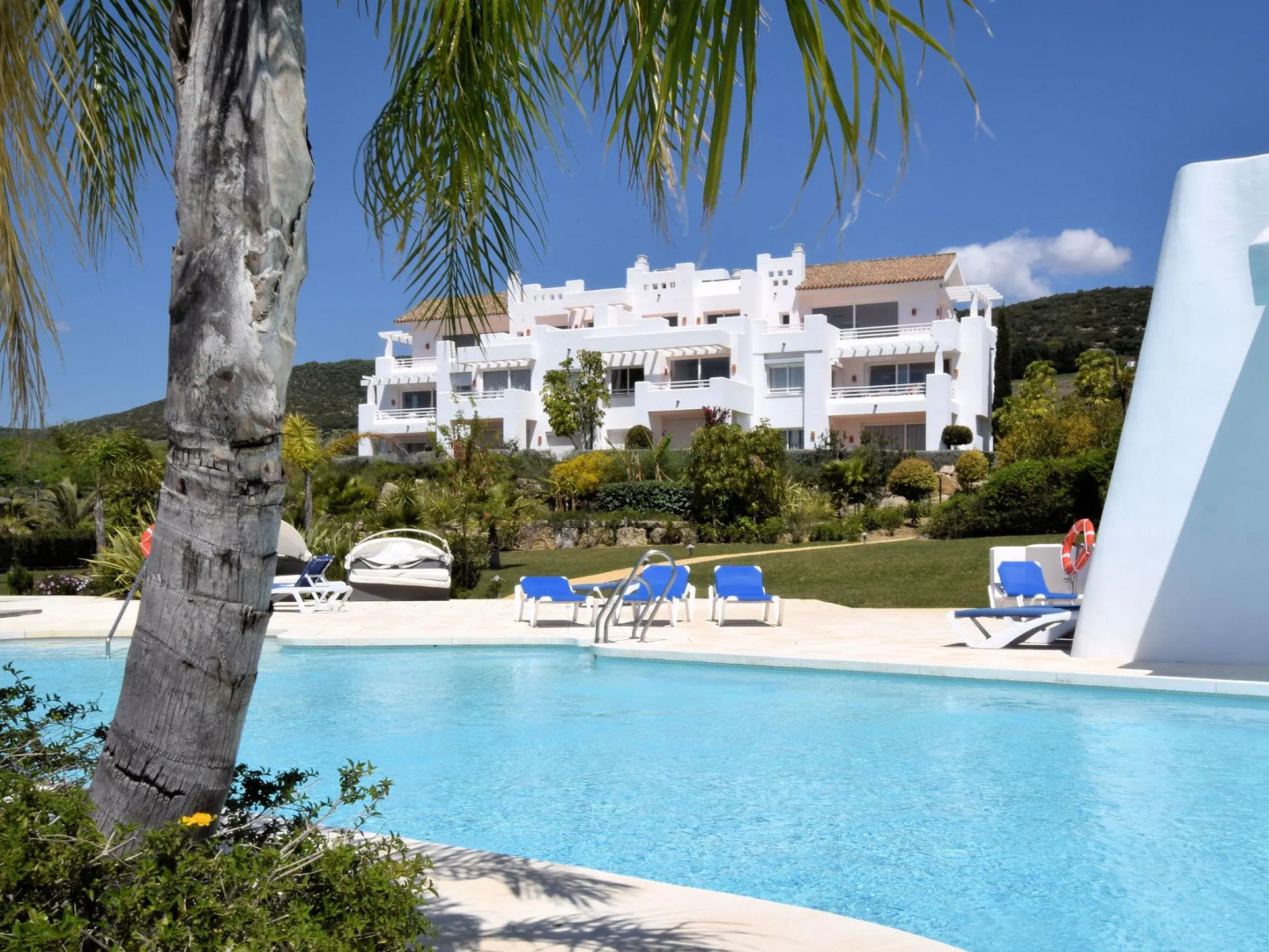 Beautiful Apartment in Estepona With Sauna