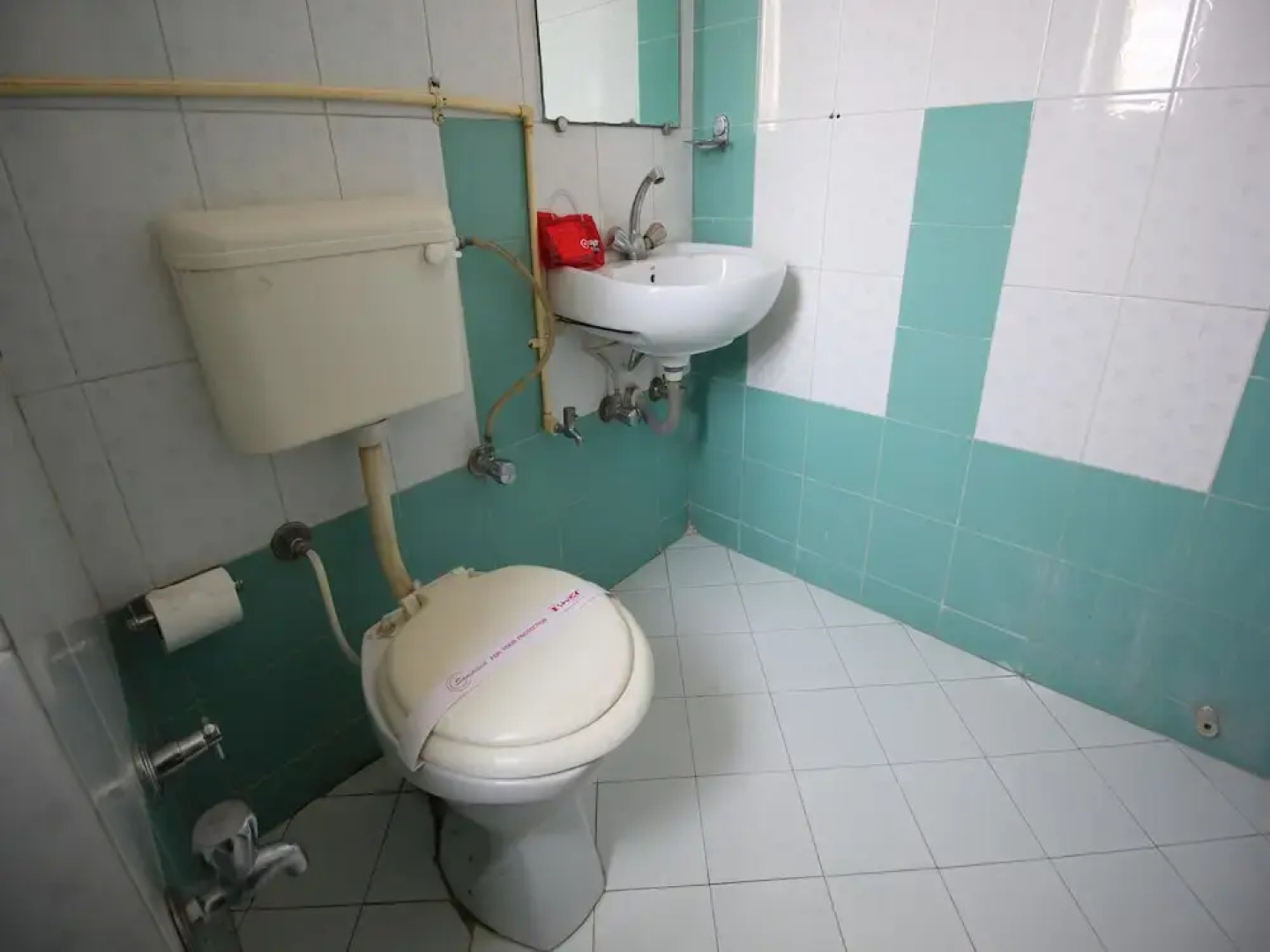 OYO 2156 Hotel Isher International