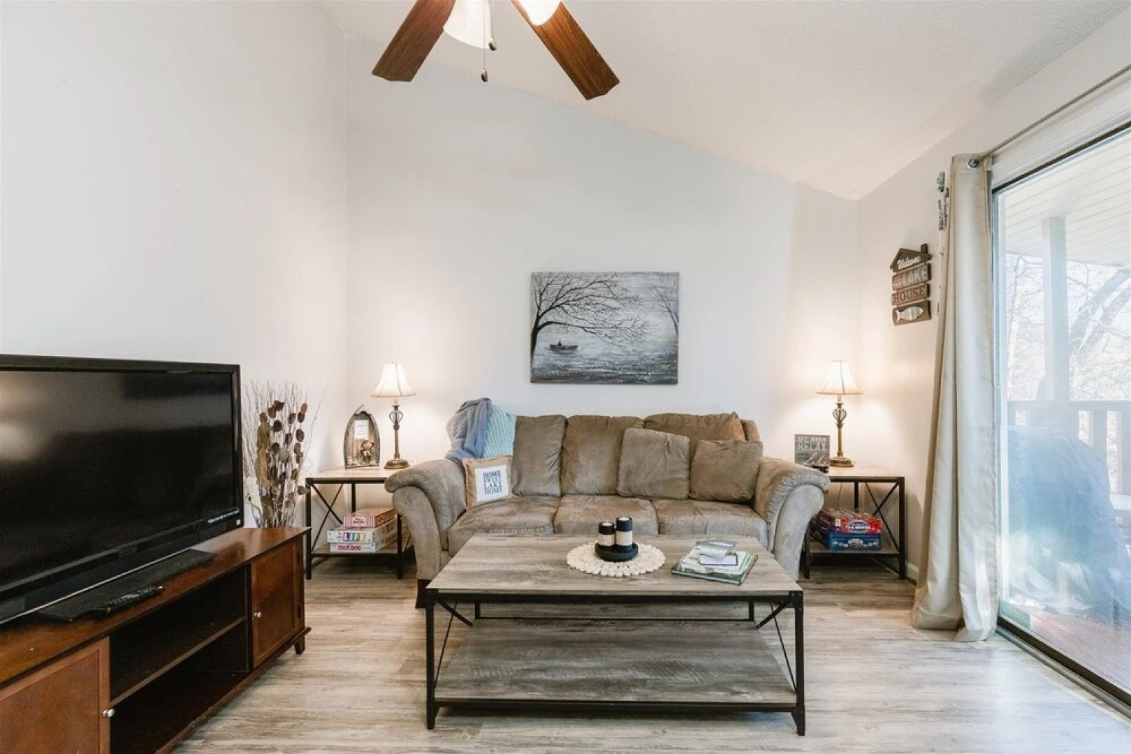 1509 Marina Rd - Full Duplex