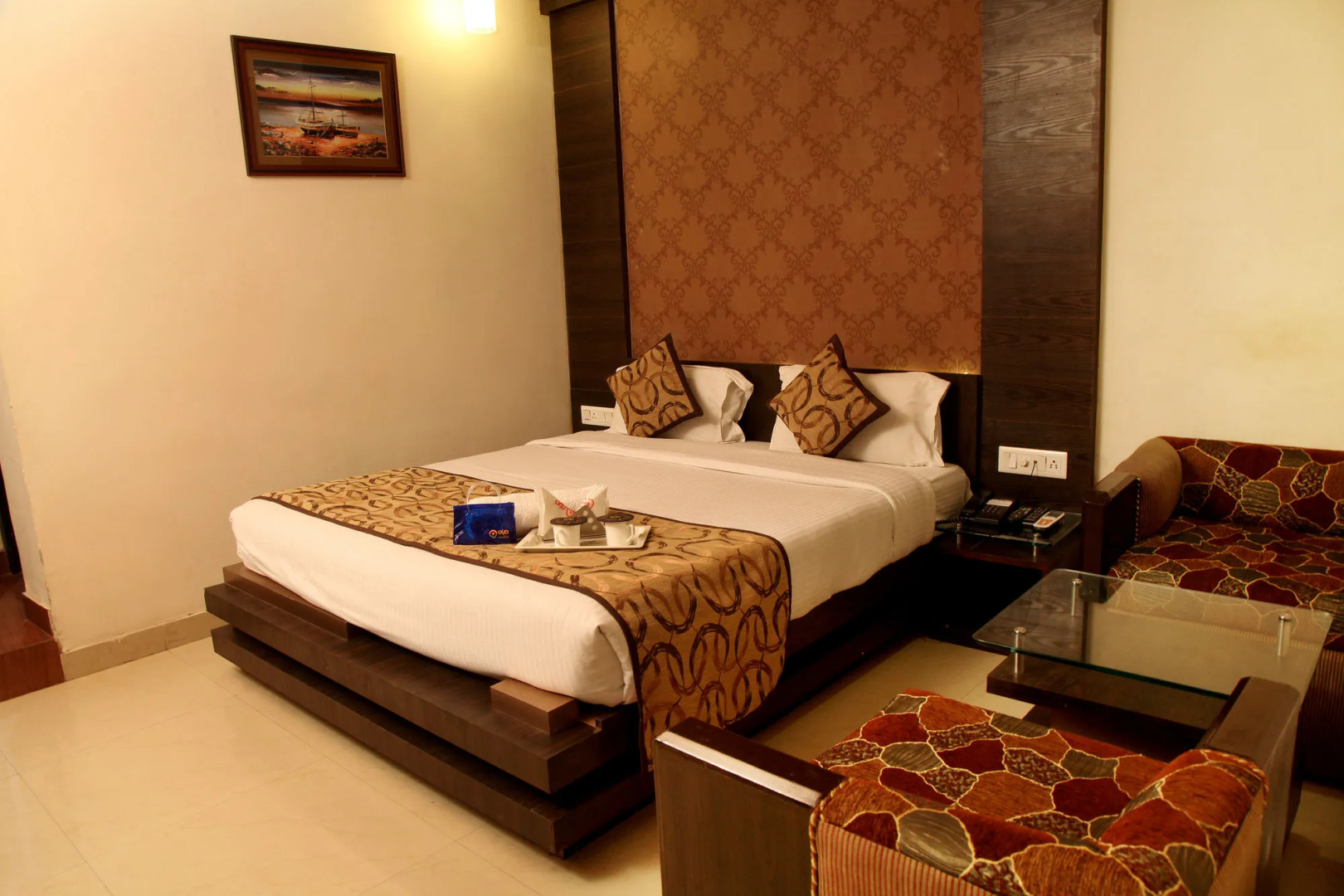 OYO Premium Allahabad Civil Lines