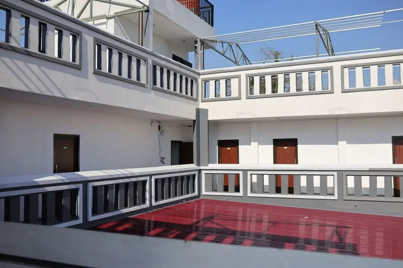 Urbanview Hotel Eropa Maros near Sultan Hasanuddin Airport by RedDoorz