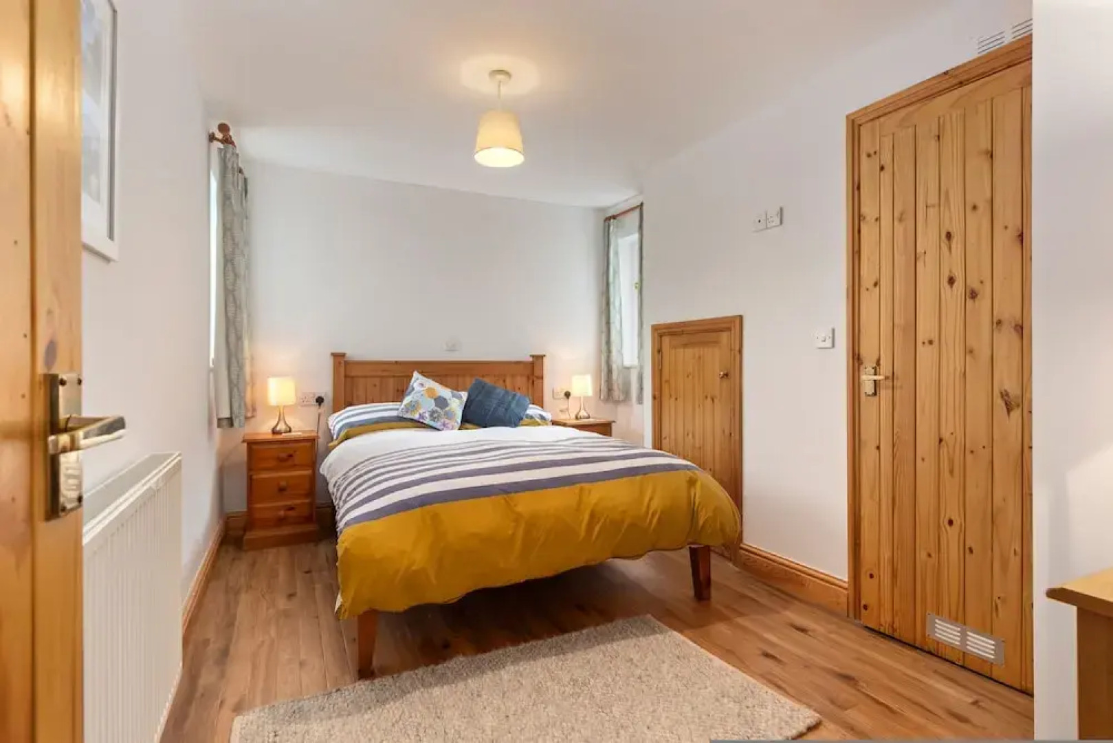 Two Hoots - Peaceful Cottage Rural Views