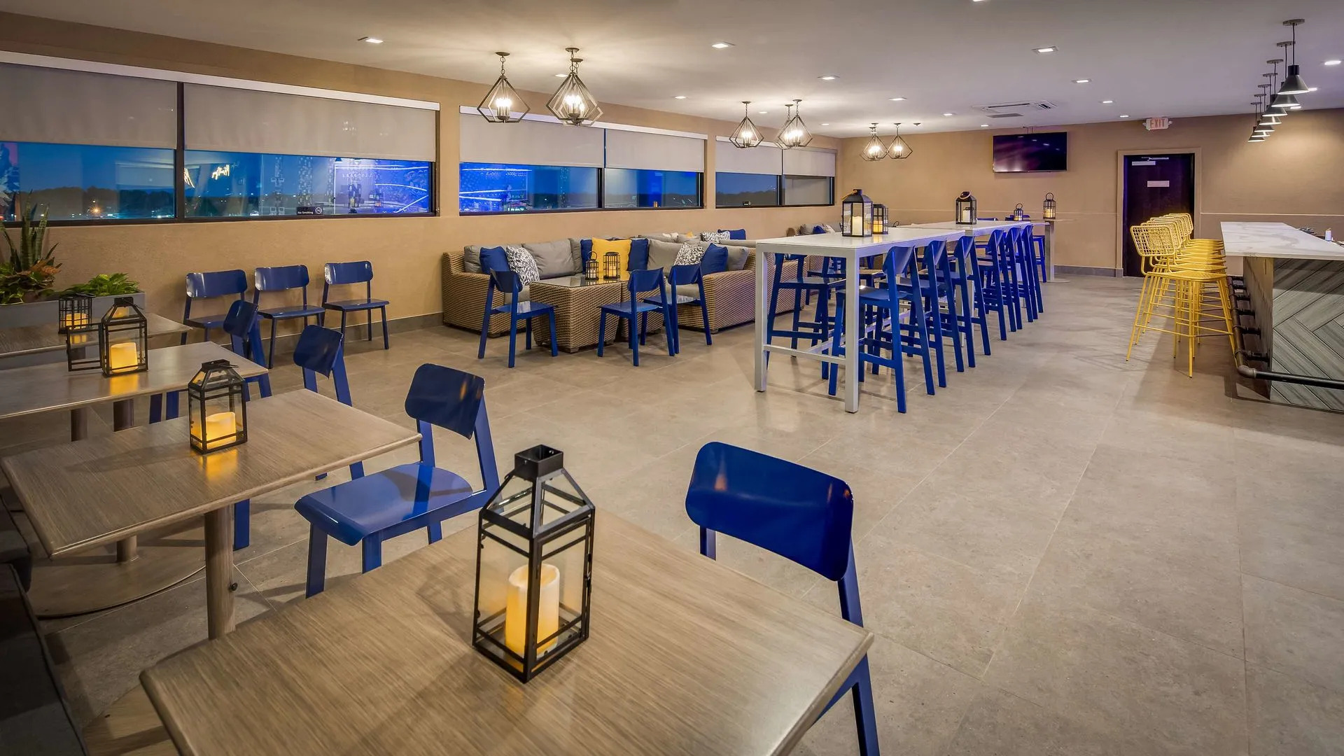 Best Western Plus Executive Residency Rigby's Water World Hotel