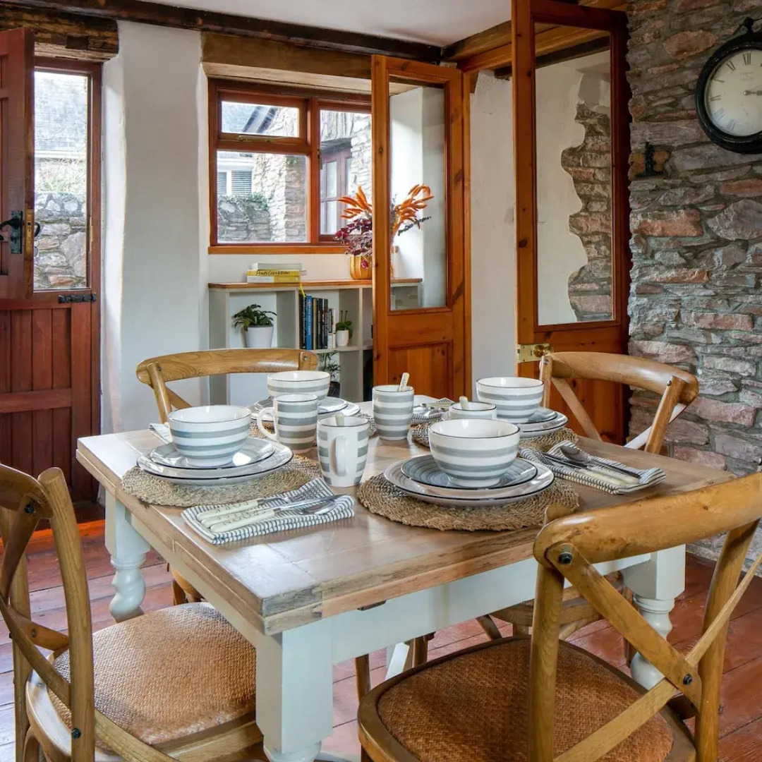 Old Coach House in Berry Pomeroy