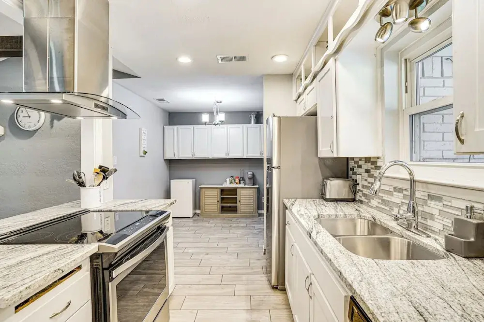 2 Mi to Lake: Home w/ Game Room, Pool & Fast Wifi!