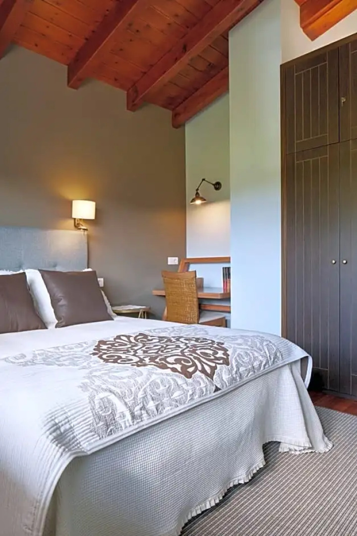 Отель Txoriene — Arrieta