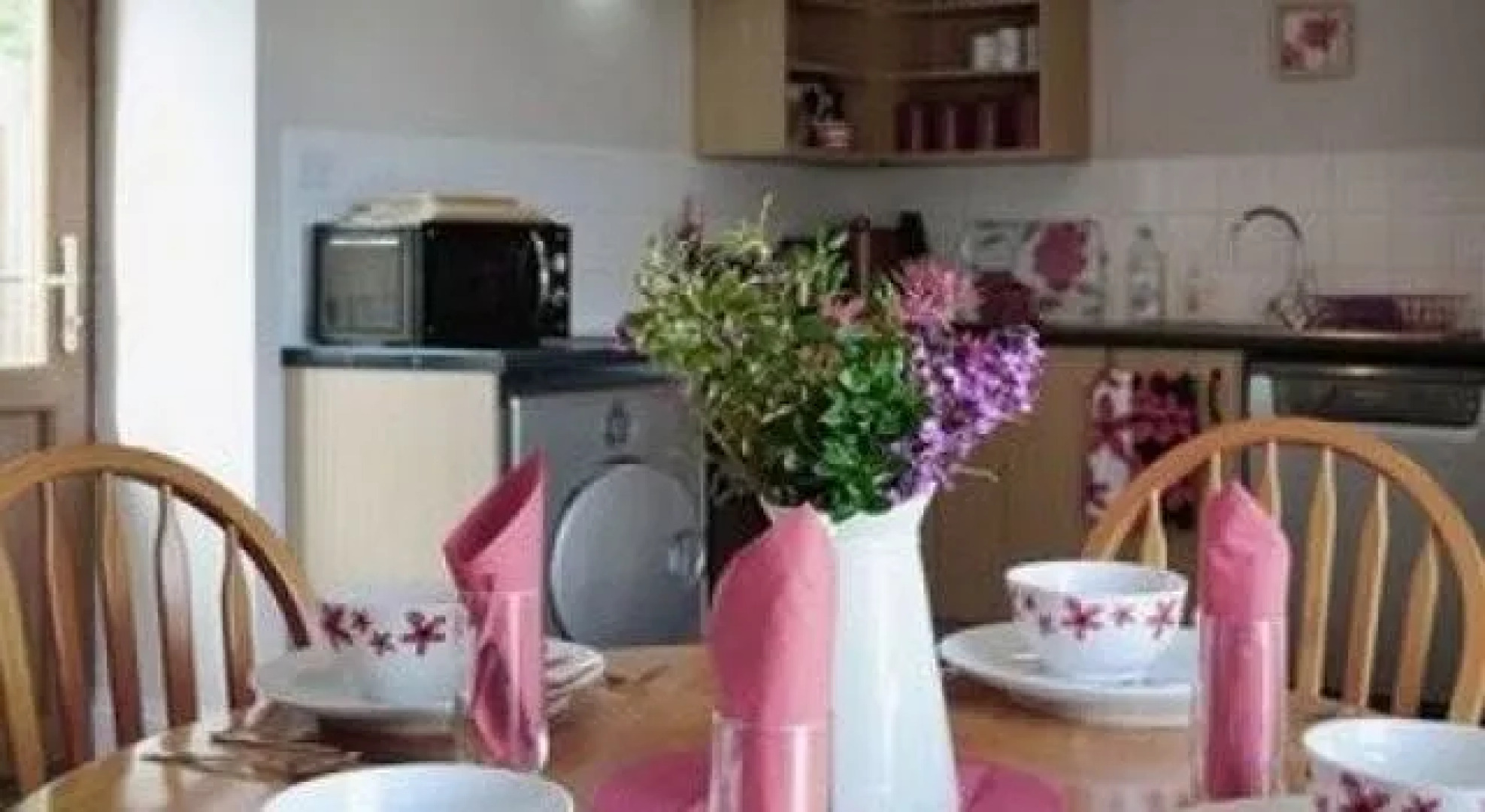 Bronhaul Farm Cottages