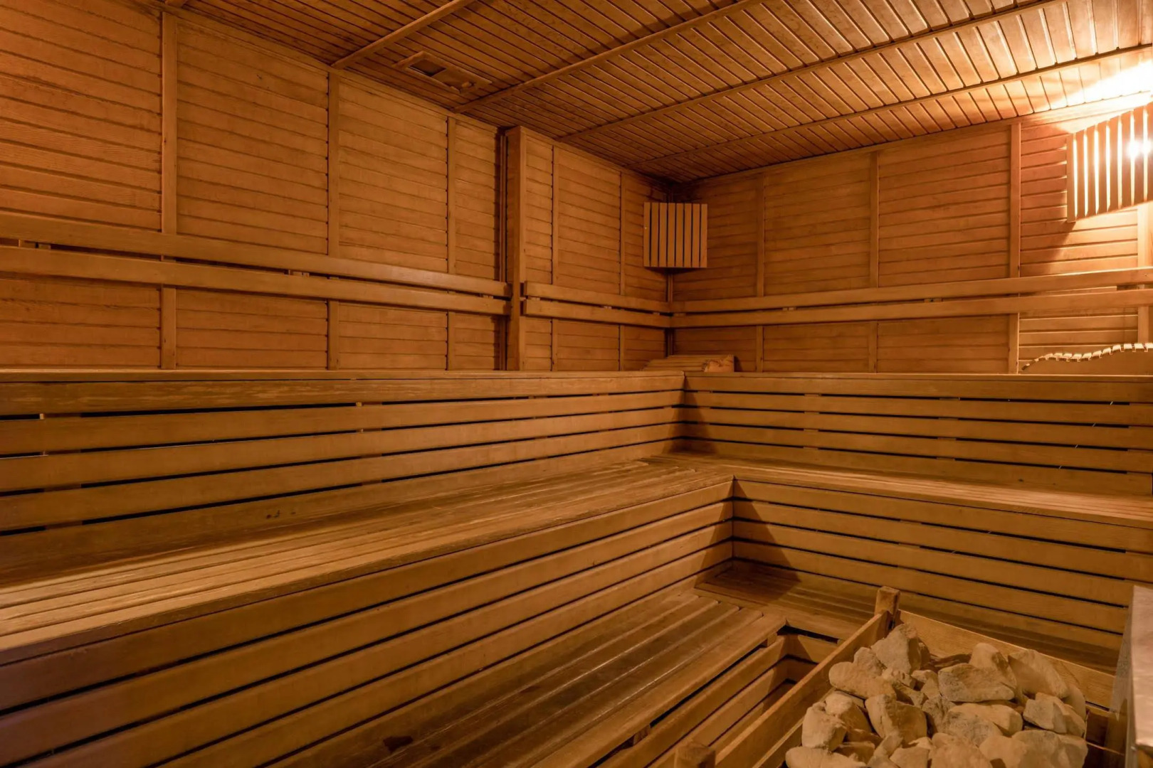 Throne Seagate Belek