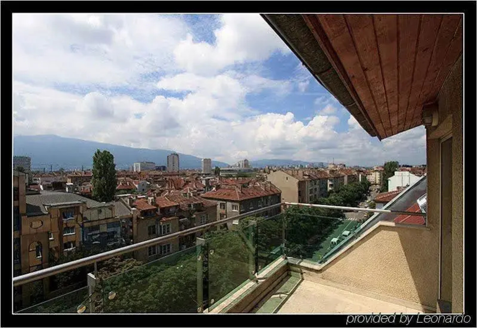 Sofia Inn Apartments Residence