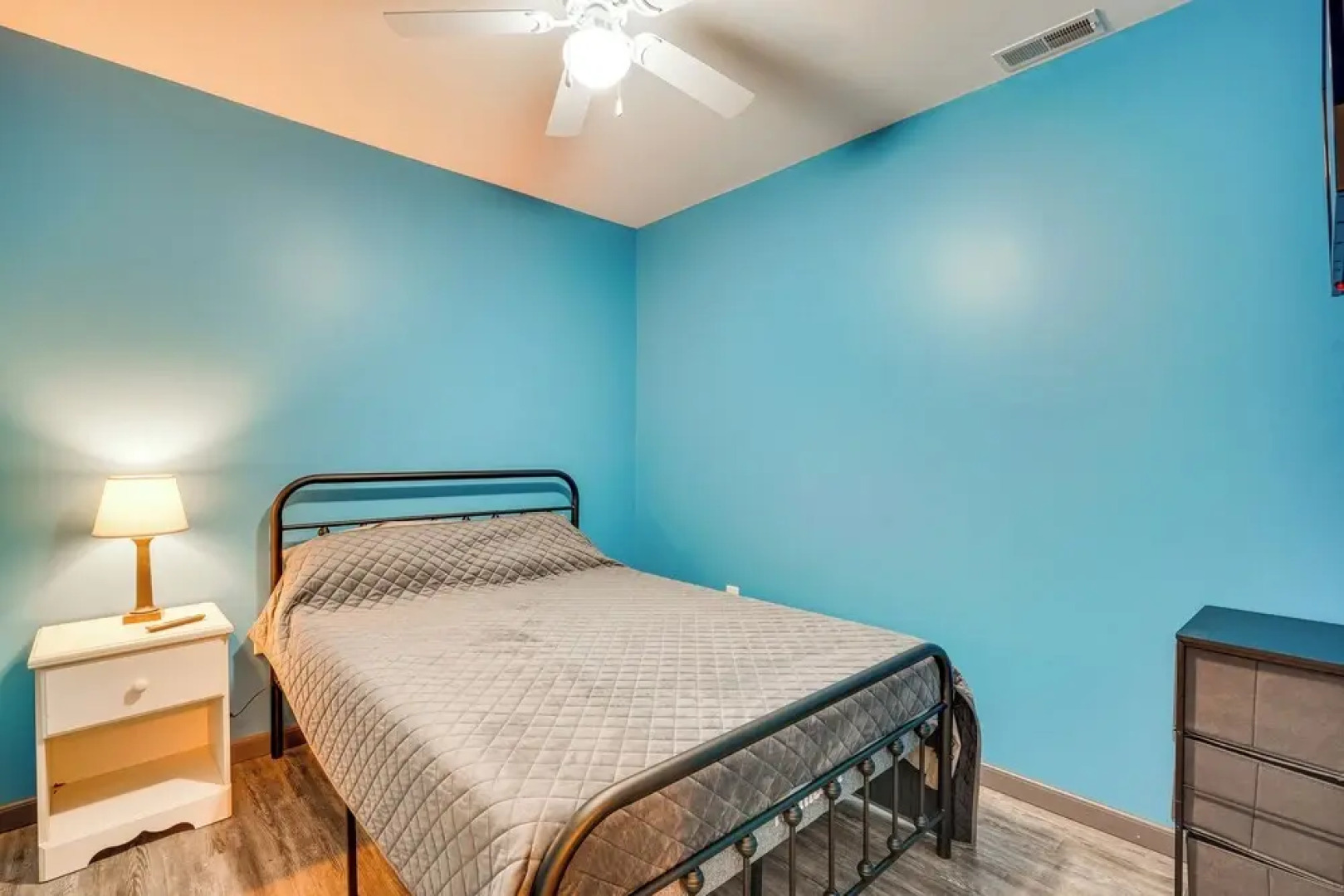 Zanesville Vacation Rental: 2 Mi to Downtown!