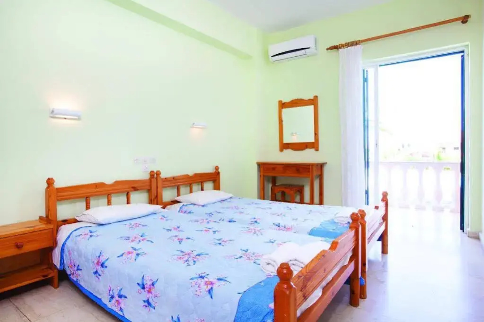 Valentinos Apartments